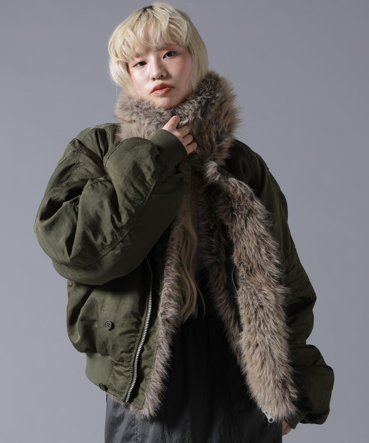 B omnivore/ビーオムニボー REVERSIBLE FUR NYLON BLOUSON
