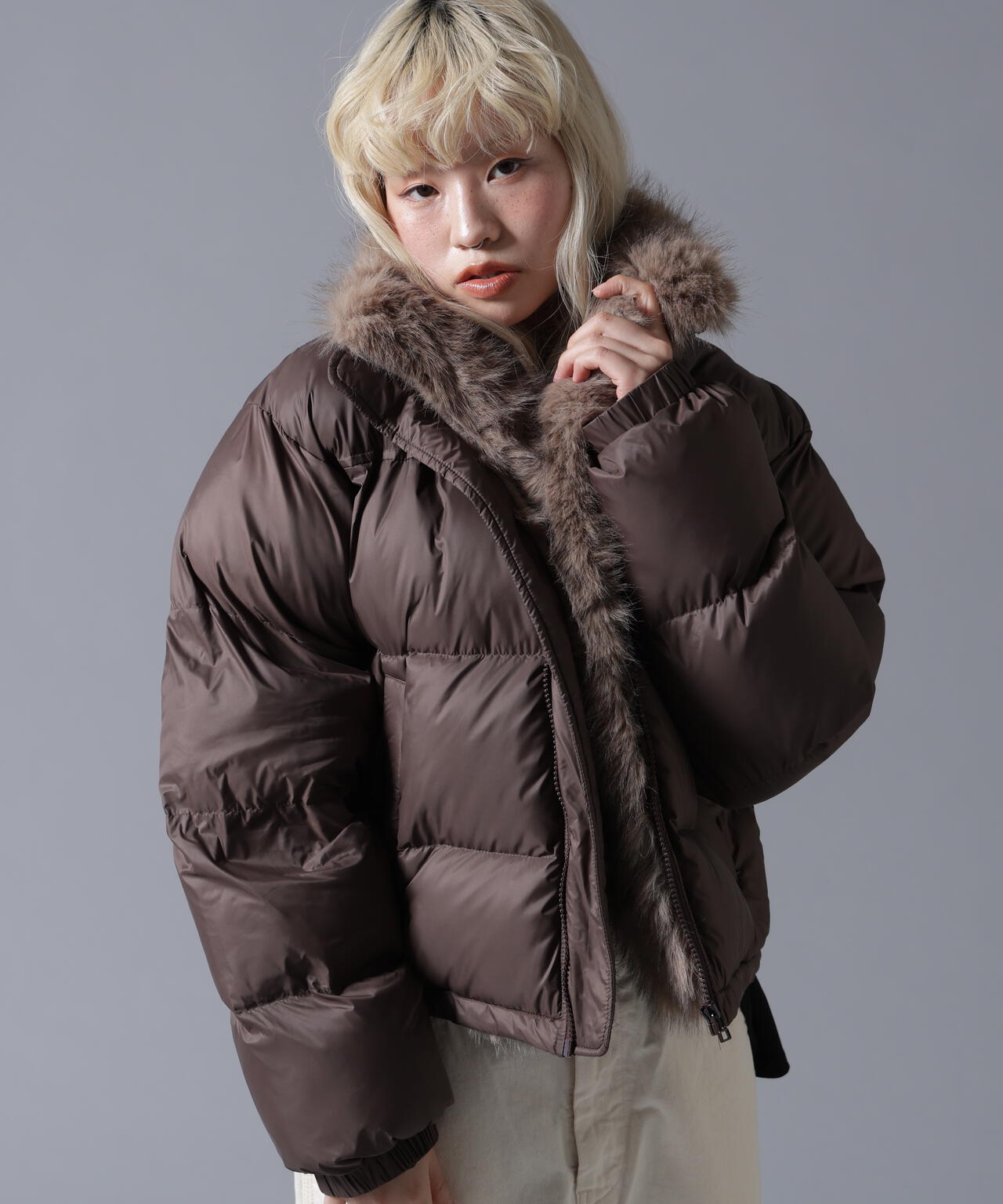 B omnivore/ビーオムニボー　NYLON FUR STAND BLOUSON