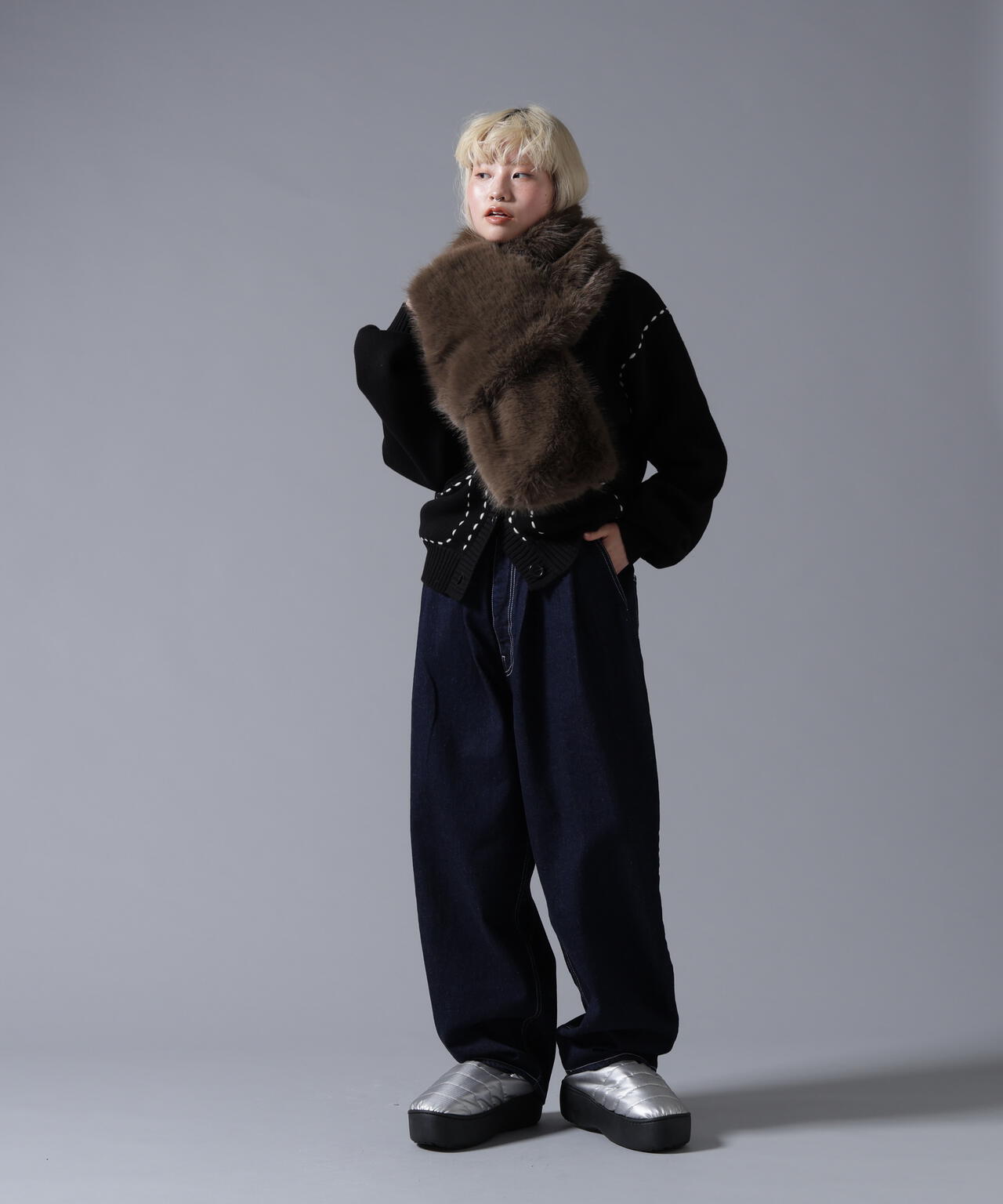 B omnivore/ビーオムニボー  ECOFUR MUFFLER