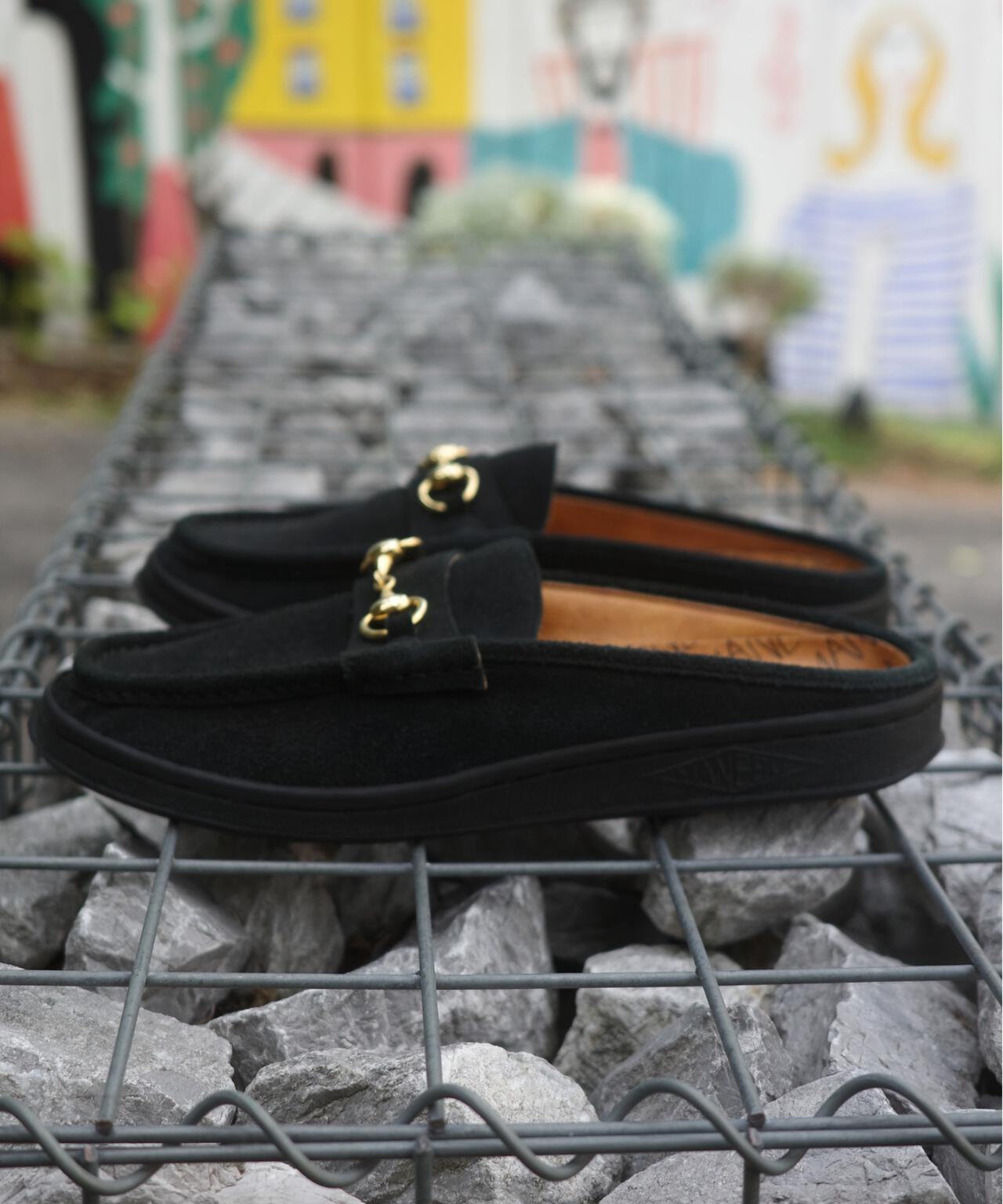 MANEBU/マネブ　BITCH SLIPPER SUEDE　ビットローファースリッパ　スエード　ユニセックス