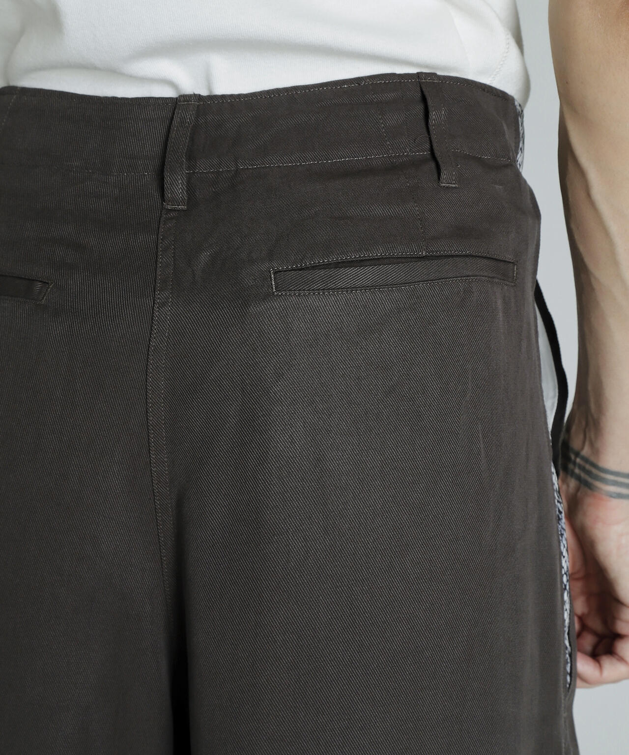 LYOCELL TROUSERS/リヨセル トラウザーズ