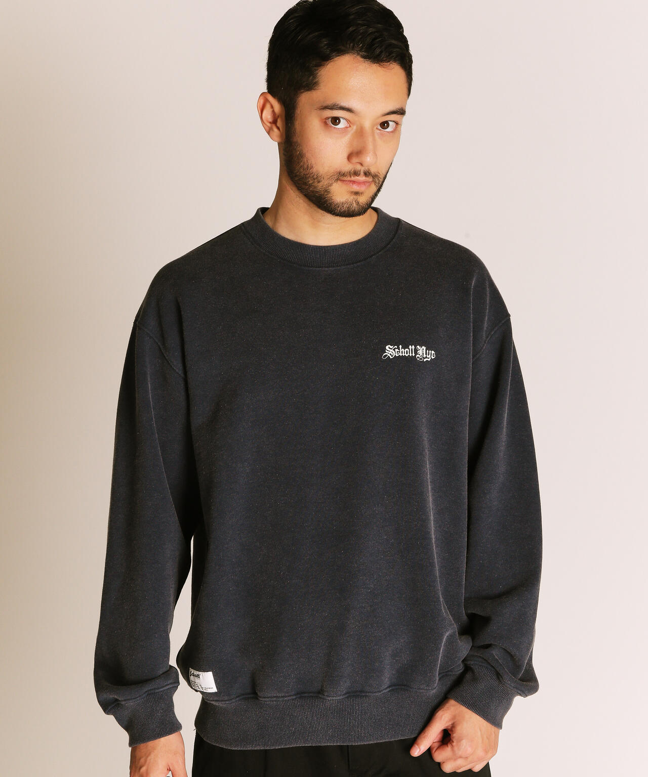 QUALITY OVER QUANTITY CREW SWEAT/クオリティ オーバー クアンティティ クルースウェット