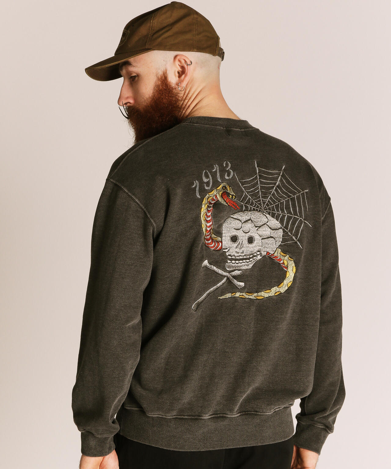PIGMENT SKULL AND SNAKE CREW SWEAT/ピグメントスカル アンド スネーククルースウェット