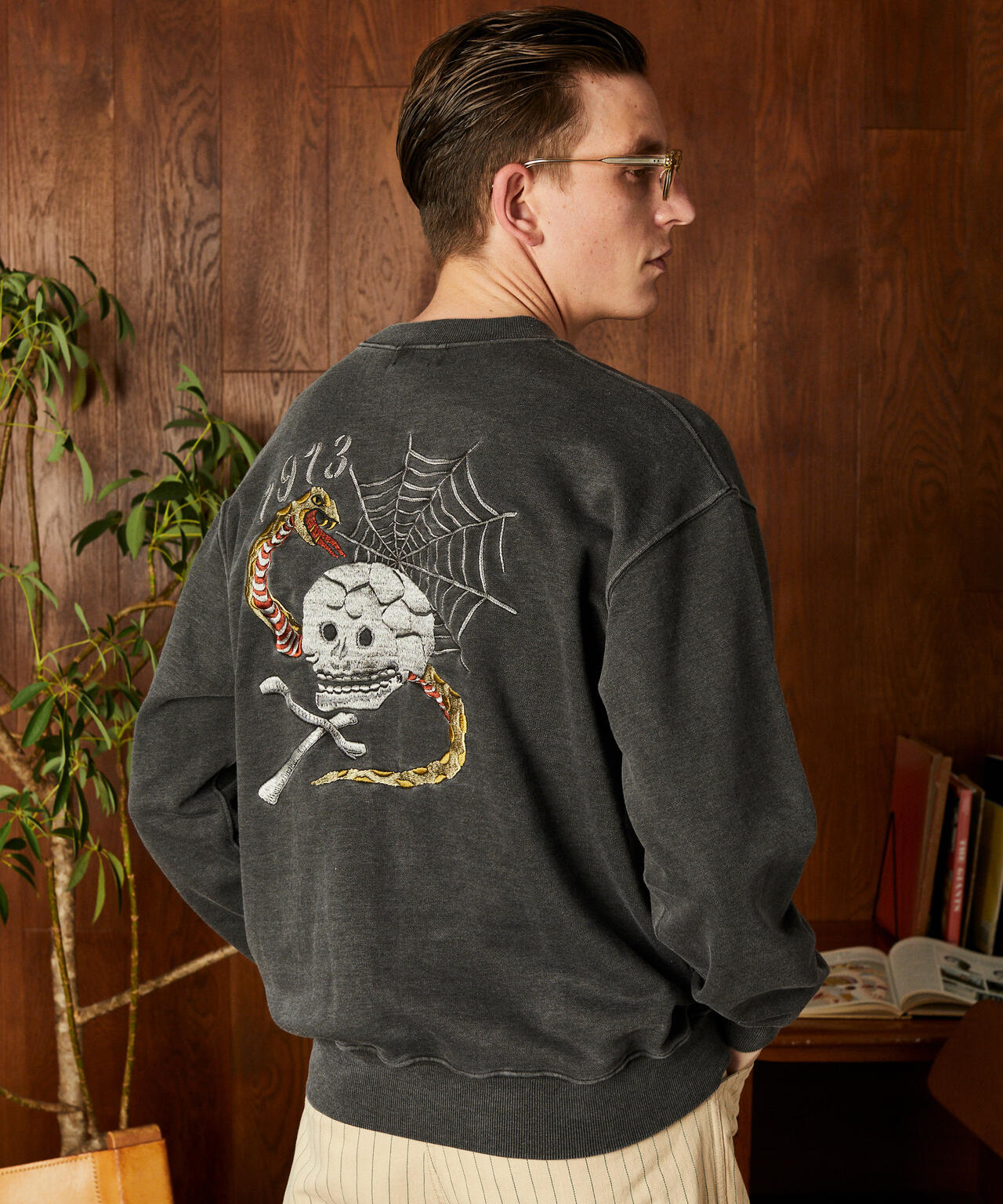 PIGMENT SKULL AND SNAKE CREW SWEAT/ピグメントスカル アンド スネーククルースウェット