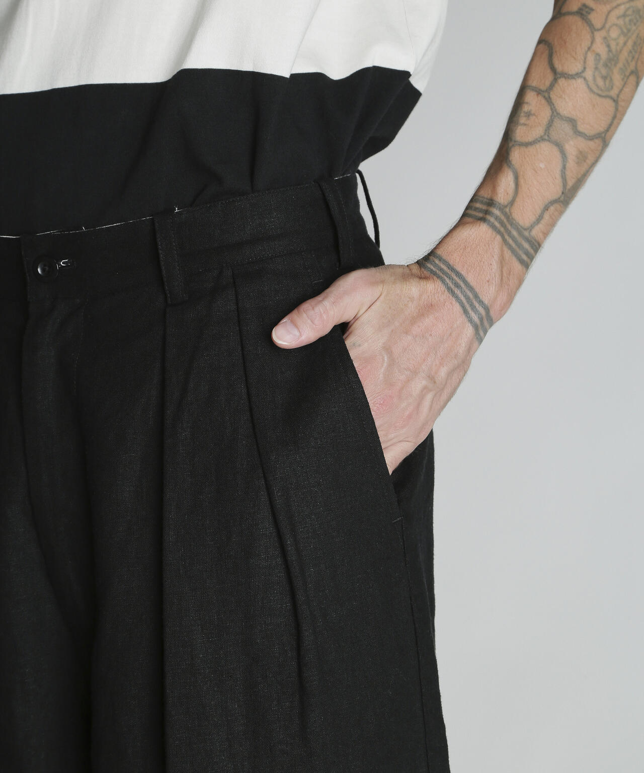 LINEN SHORTS/リネン ショーツ