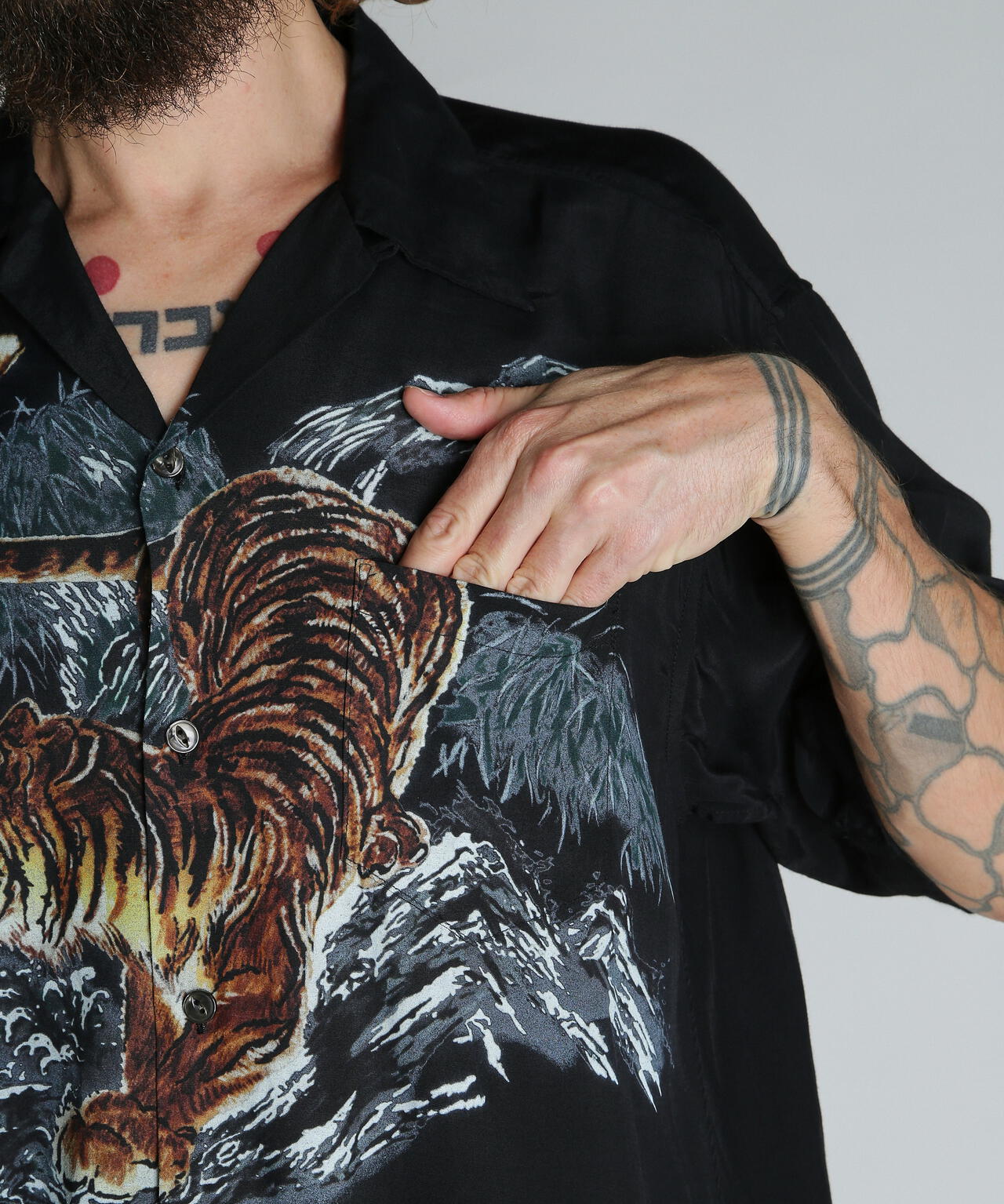 TIGER RAYON SHIRT/タイガー レーヨン シャツ