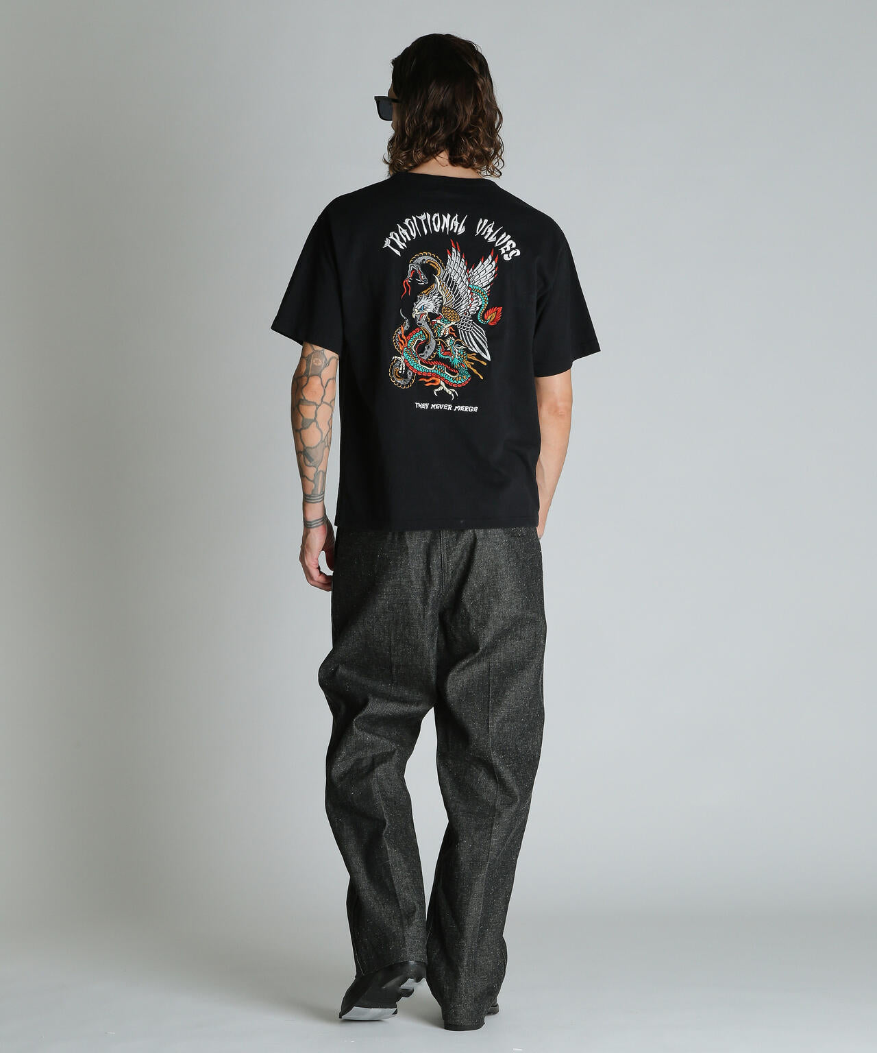 BATTLE ROYALE EMB. T-SHIRT/バトル ロワイヤル 刺繍 Ｔシャツ