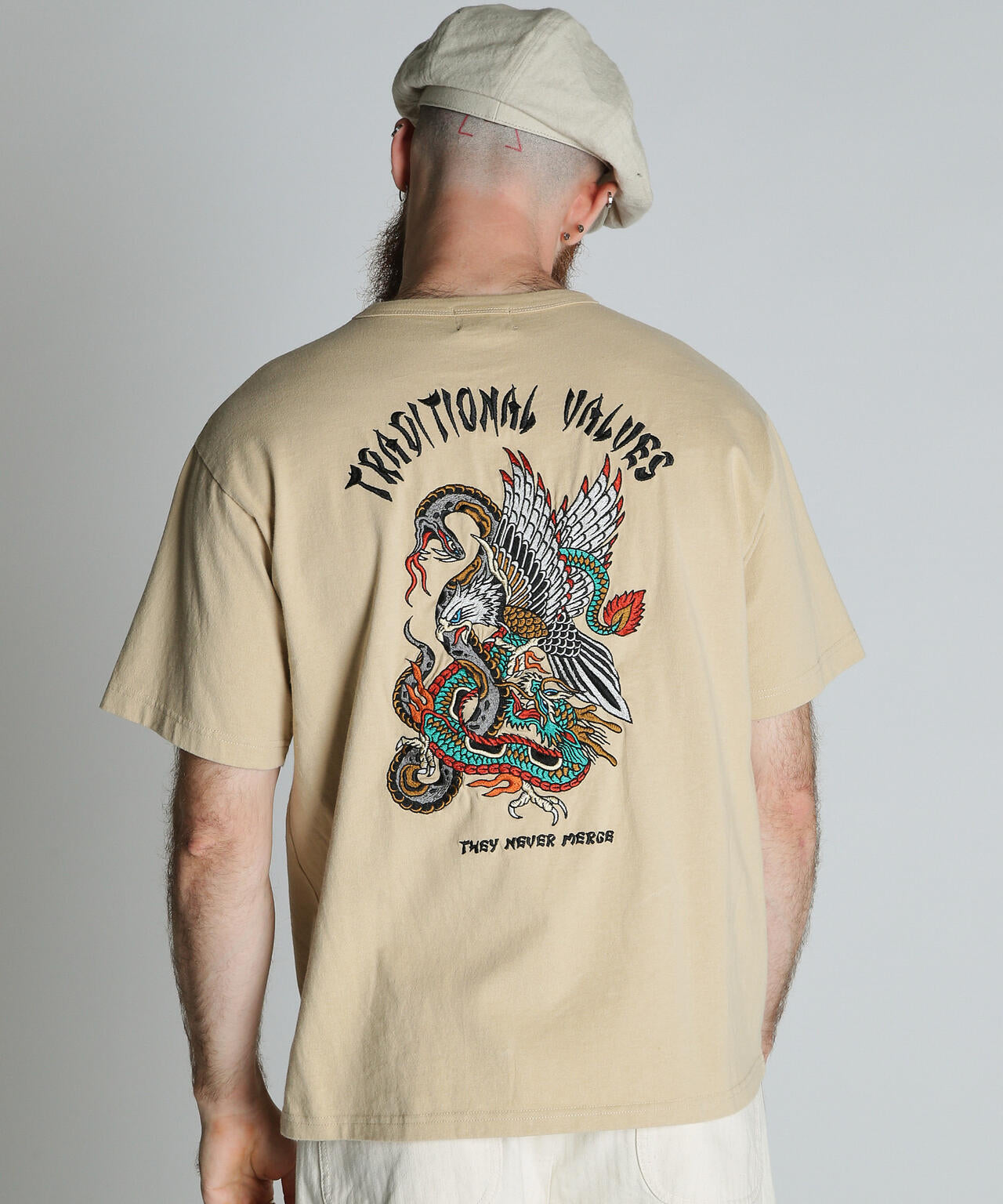 BATTLE ROYALE EMB. T-SHIRT/バトル ロワイヤル 刺繍 Ｔシャツ