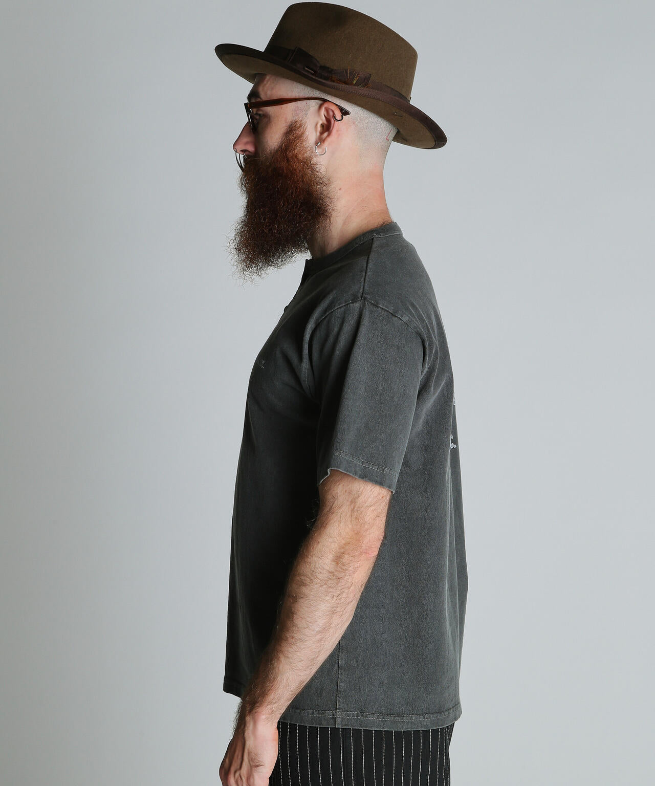 TIME TESTED OVER FOUR GENERATIONS EMB. HENLEY T-SHIRT/刺繍 ヘンリーネック Tシャツ