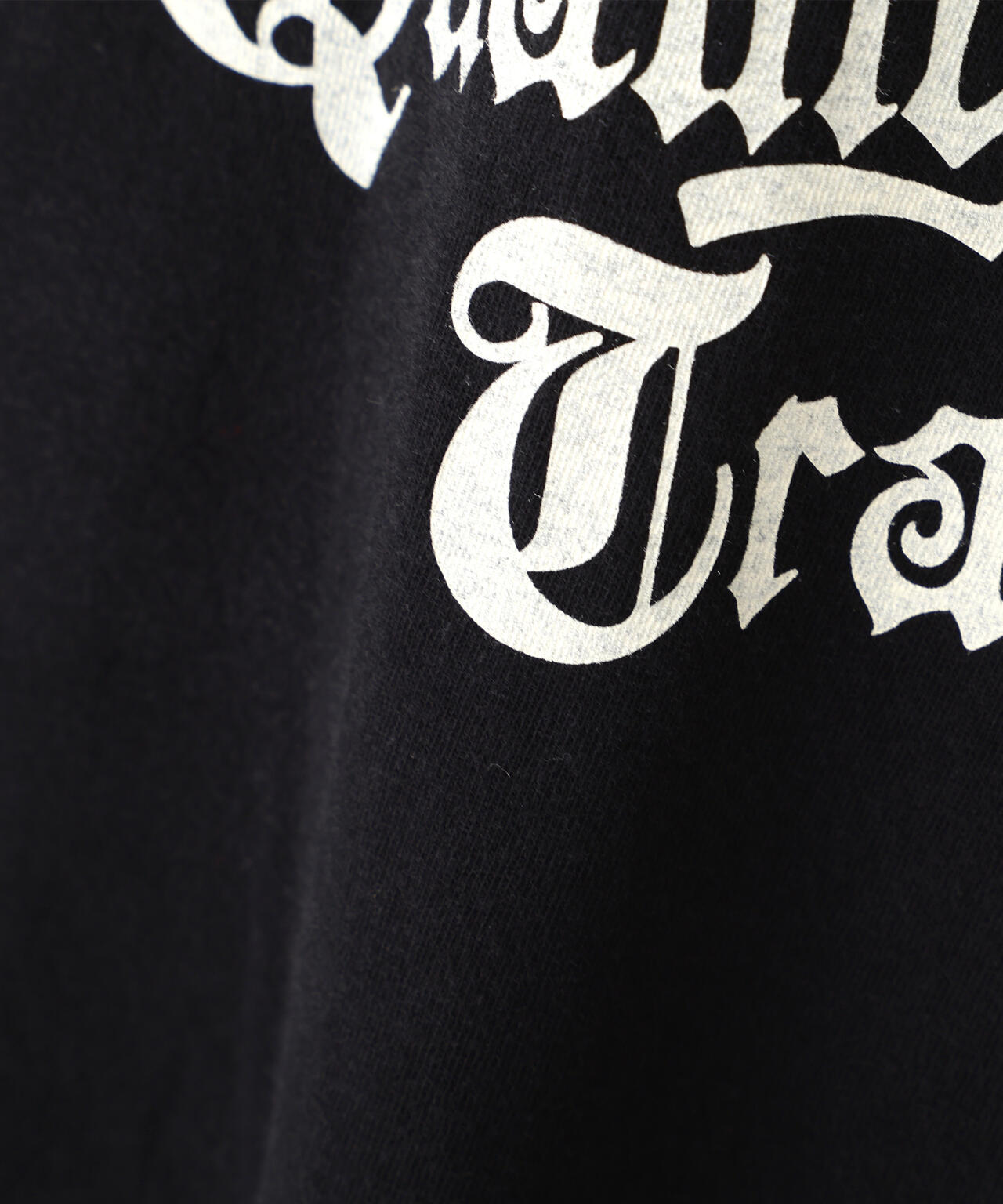 QUALITY OVER QUANTITY T-SHIRT/クオリティ オーバー クアンティティ Tシャツ