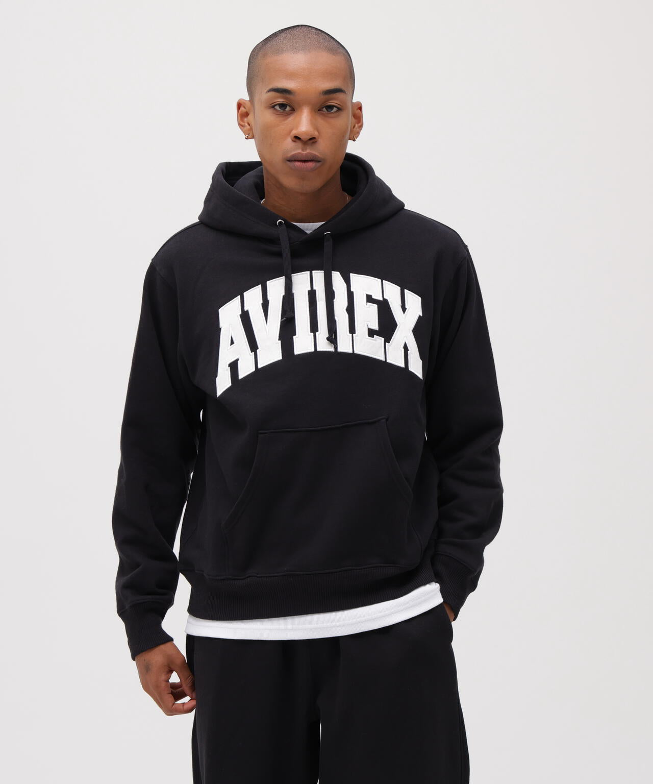 《DAILY/デイリー》PULLOVER SWEAT PARKA LOGO / プルオーバー スウェット パーカー ロゴ / AVIREX