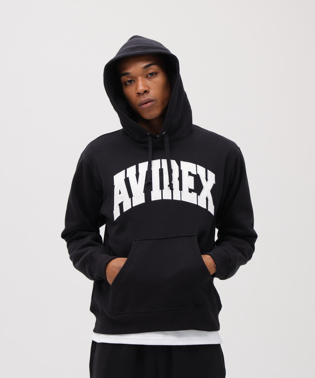 《DAILY/デイリー》PULLOVER SWEAT PARKA LOGO / プルオーバー スウェット パーカー ロゴ / AVIREX