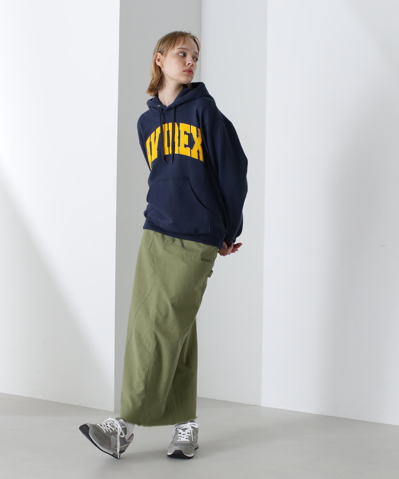 《DAILY/デイリー》PULLOVER SWEAT PARKA LOGO / プルオーバー スウェット パーカー ロゴ / AVIREX