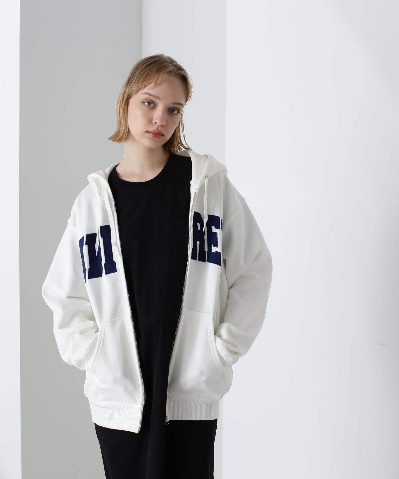 《DAILY/デイリー》ZIP UP SWEAT PARKA LOGO / ジップアップ スウェット パーカー ロゴ / AVIREX /