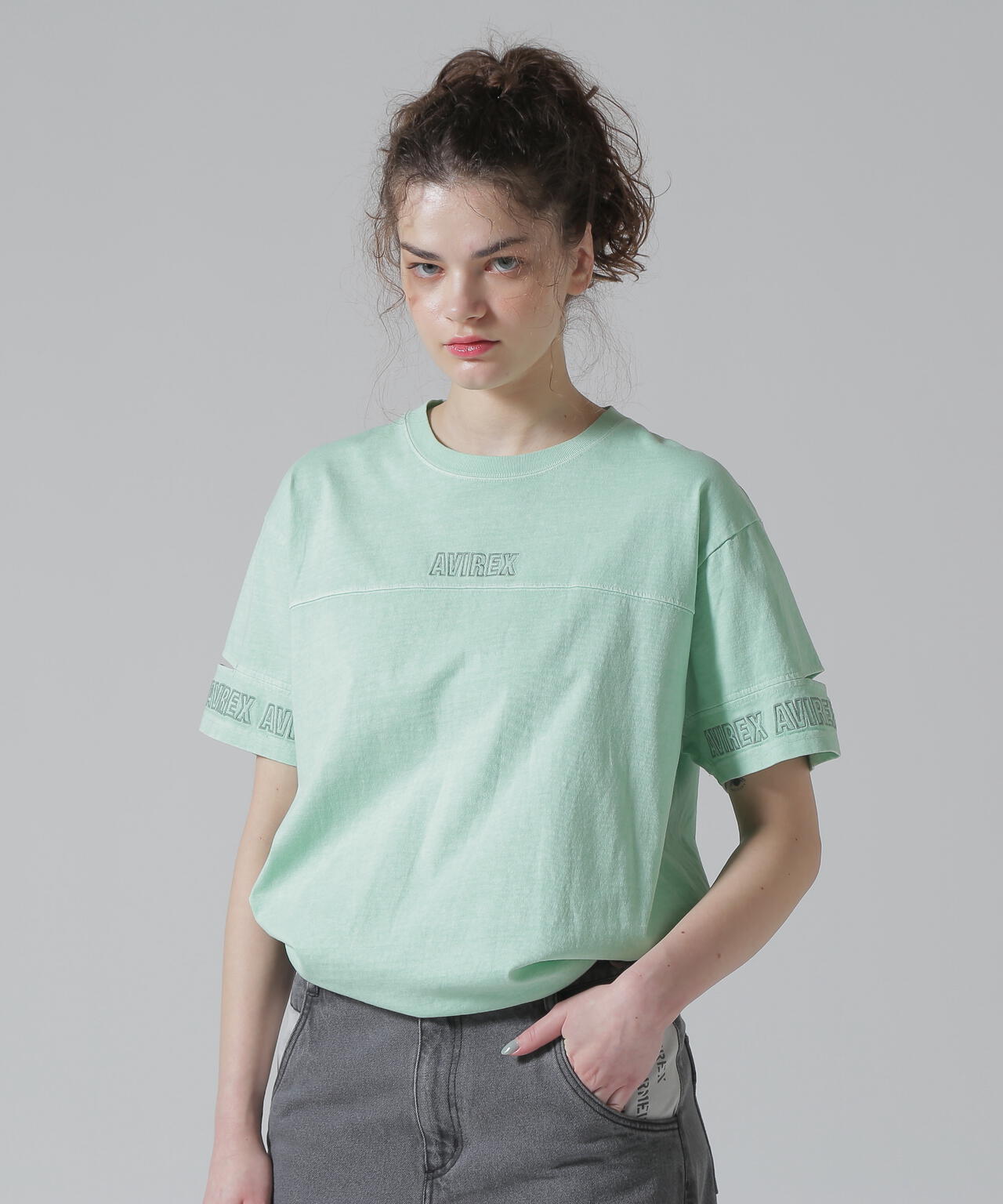 FADE WASH CUFFS OPEN EMBROIDERY T-SHIRT/フェイドウォッシュ カフスオープン刺繍Tシャツ
