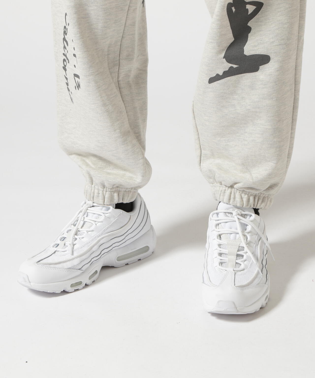 《WEB限定》STENCIL PRINT SWEAT PANTS / ステンシル プリント スウェットパンツ / AVIREX / アヴィレ