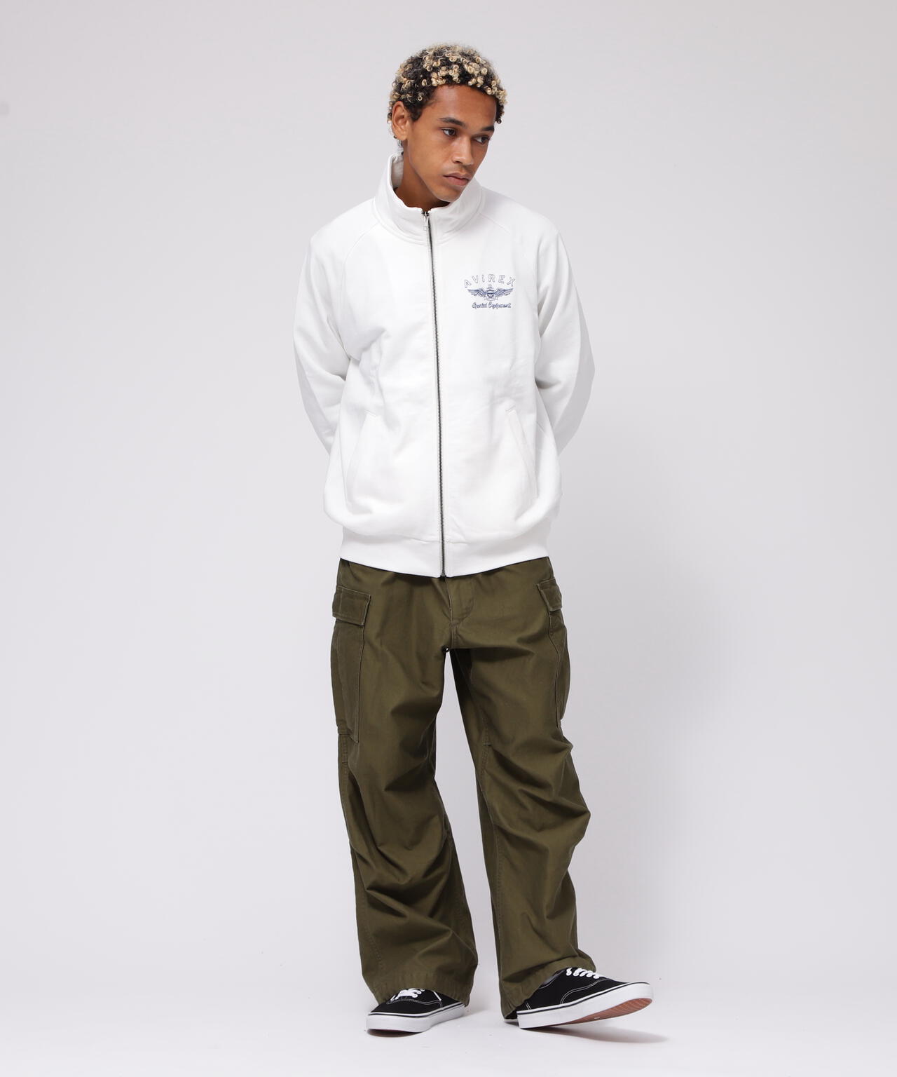 《WEB&DEPOT限定》VARSITY LOGO EMB STAND ZIP SWEAT