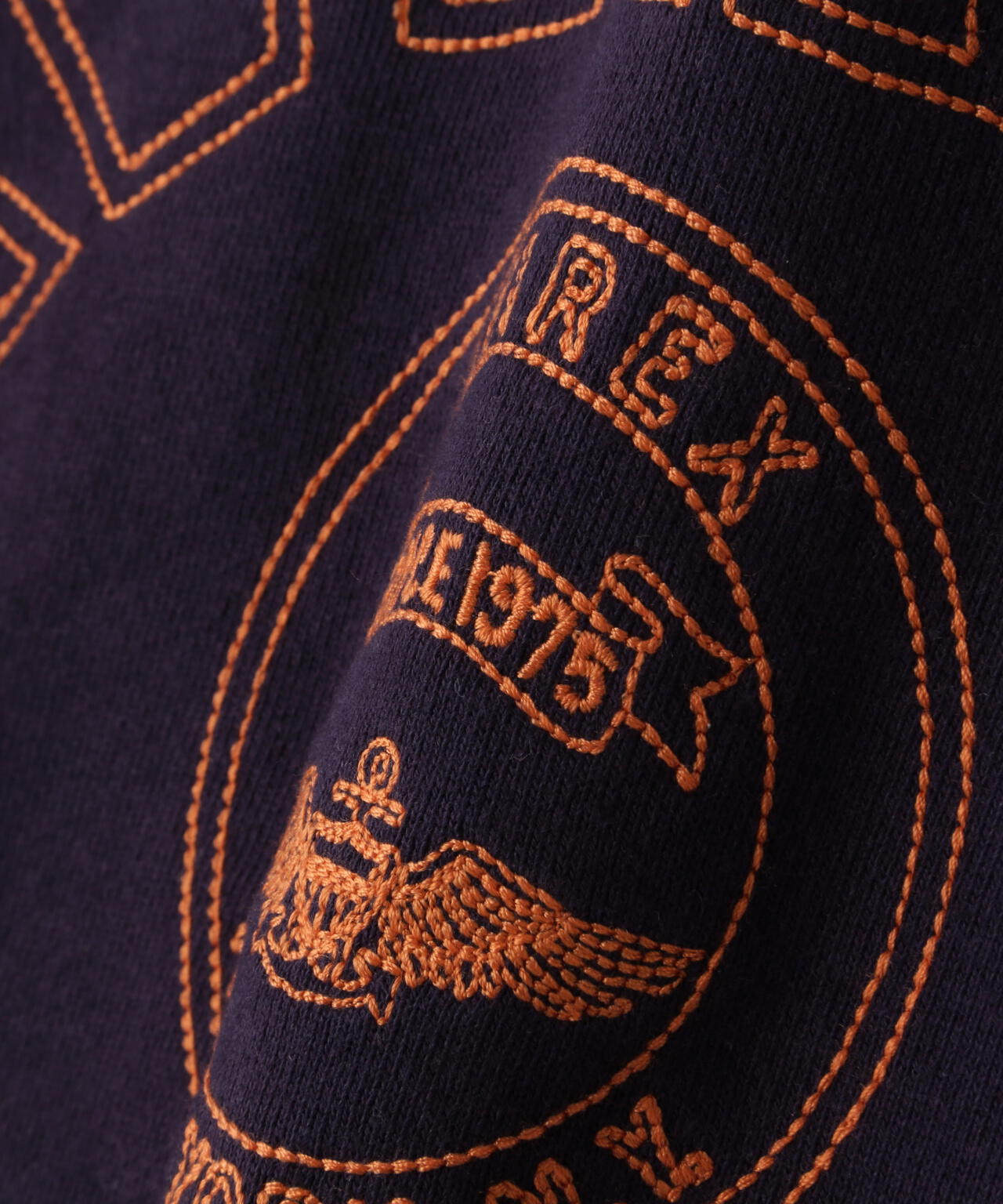 《WEB&DEPOT限定》VARSITY LOGO EMB STAND ZIP SWEAT