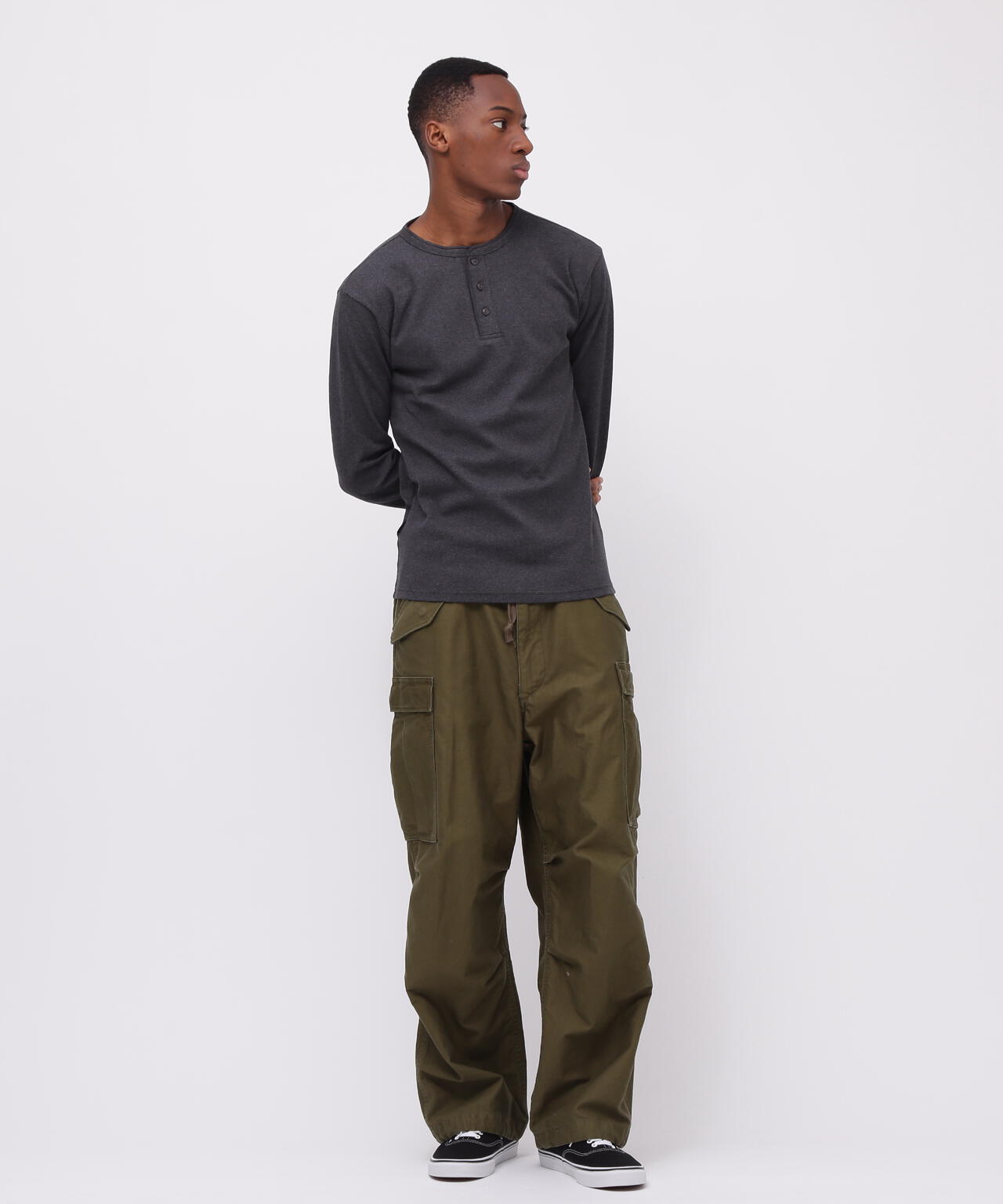 《DAILY/デイリー》RIB L/S HENLEY NECK T-SHIRT