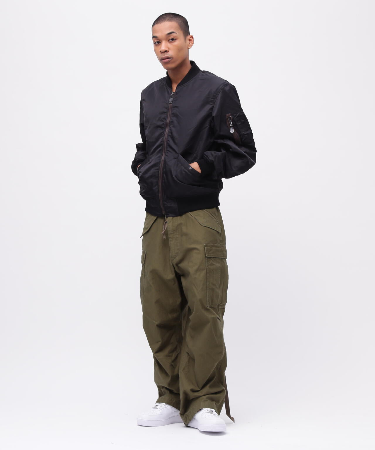 《VINTAGE LINE》L-2 BLACK / L-2 ブラック / AVIREX / アヴィレックス