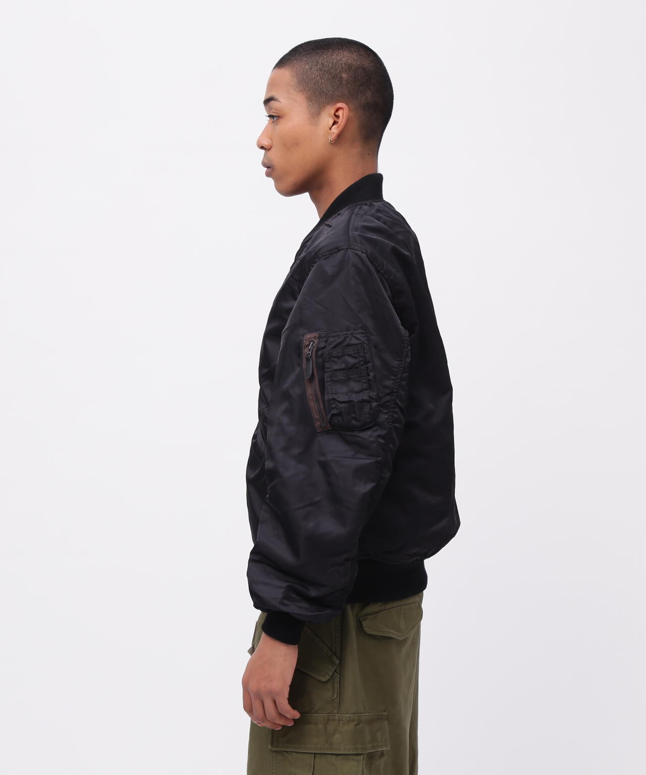 《VINTAGE LINE》L-2 BLACK / L-2 ブラック / AVIREX / アヴィレックス
