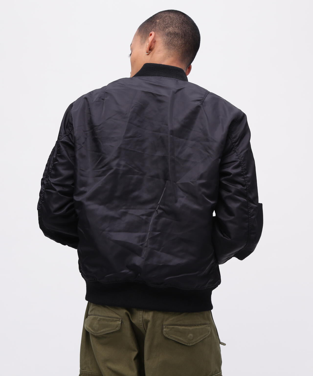 《VINTAGE LINE》L-2 BLACK / L-2 ブラック / AVIREX / アヴィレックス