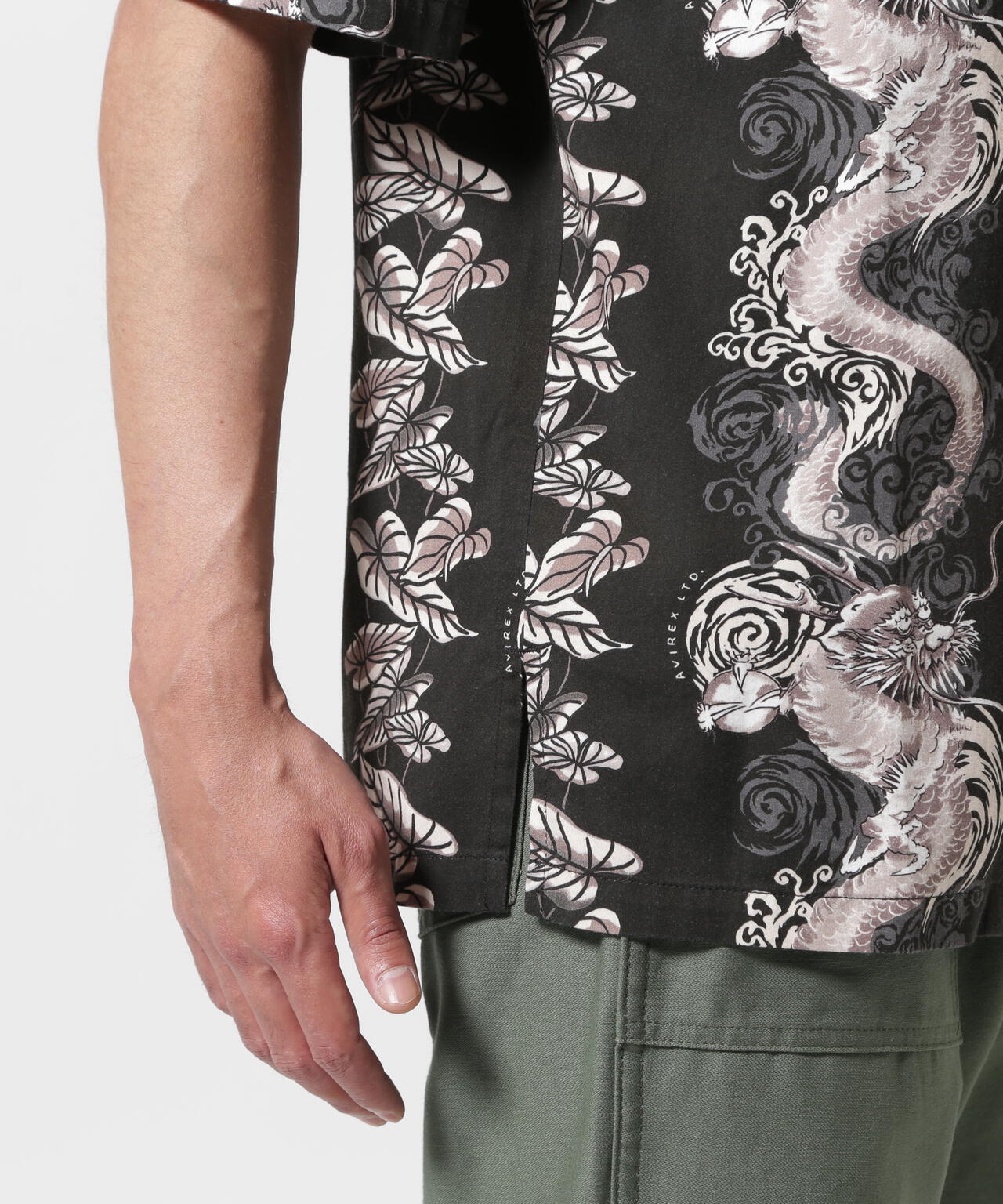 《WEB&DEPOT限定》ALOHA SHIRT DRAGON RISE / アロハシャツ ドラゴンライズ / AVIREX