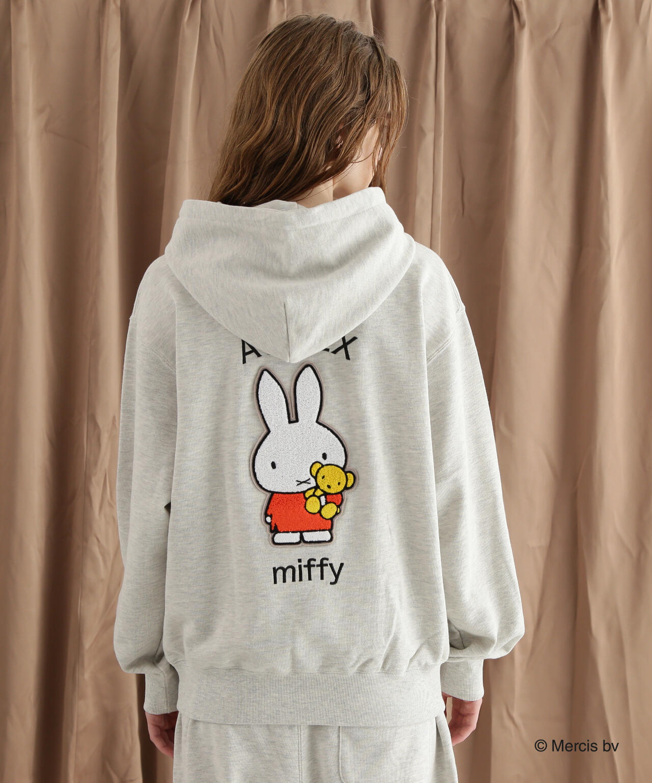 《AVIREX×miffy》WEB限定 SWEAT PULLOVER PARKA/アヴィレックス×ミッフィー パーカー