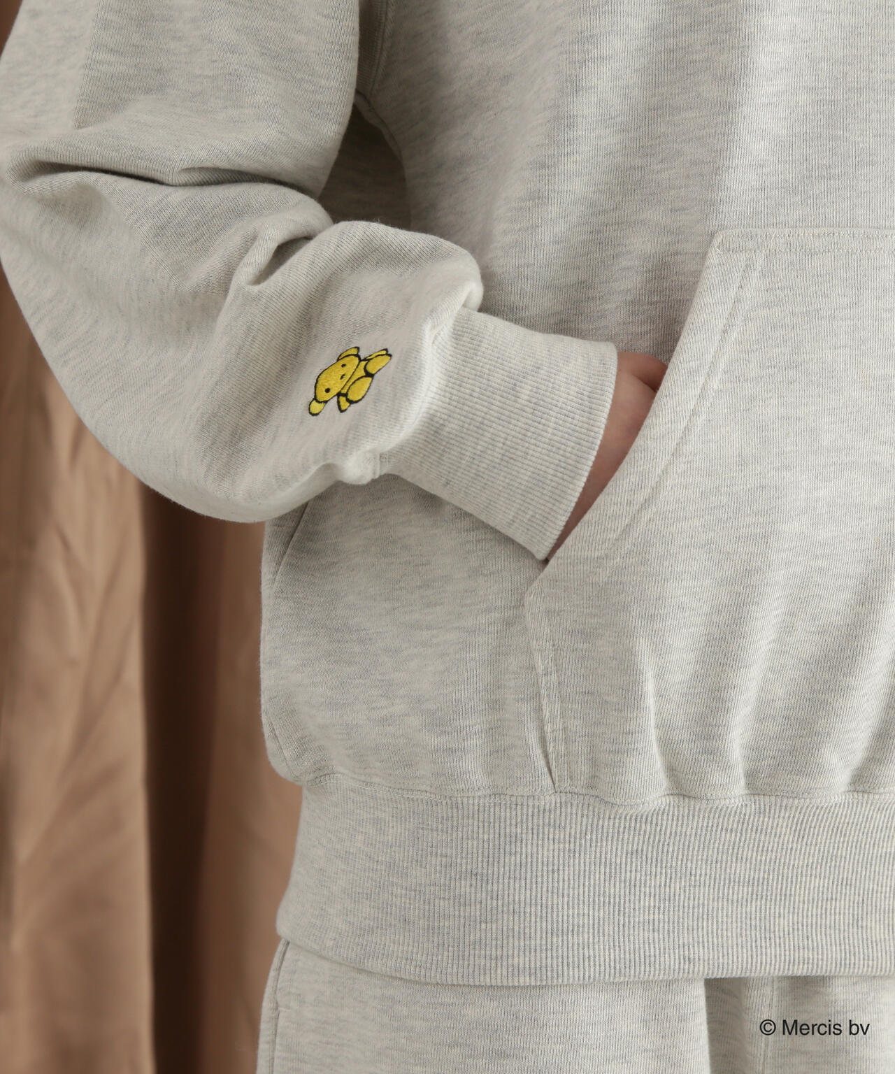 《AVIREX×miffy》WEB限定 SWEAT PULLOVER PARKA/アヴィレックス×ミッフィー パーカー