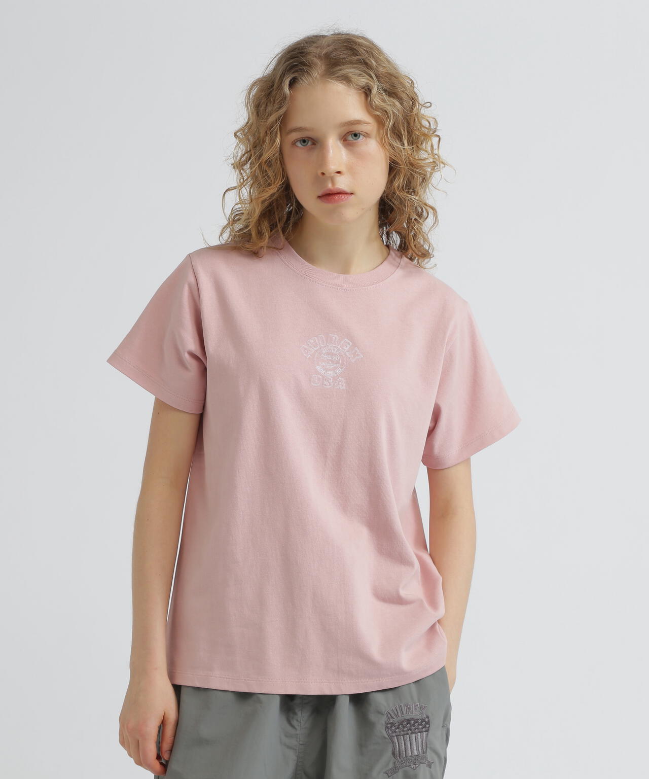 《WEB&DEPOT限定》ONE POINT EMB T-SHIRT"VARSITY LOGO" / ワンポイントロゴ 刺繍 半袖Tシャツ