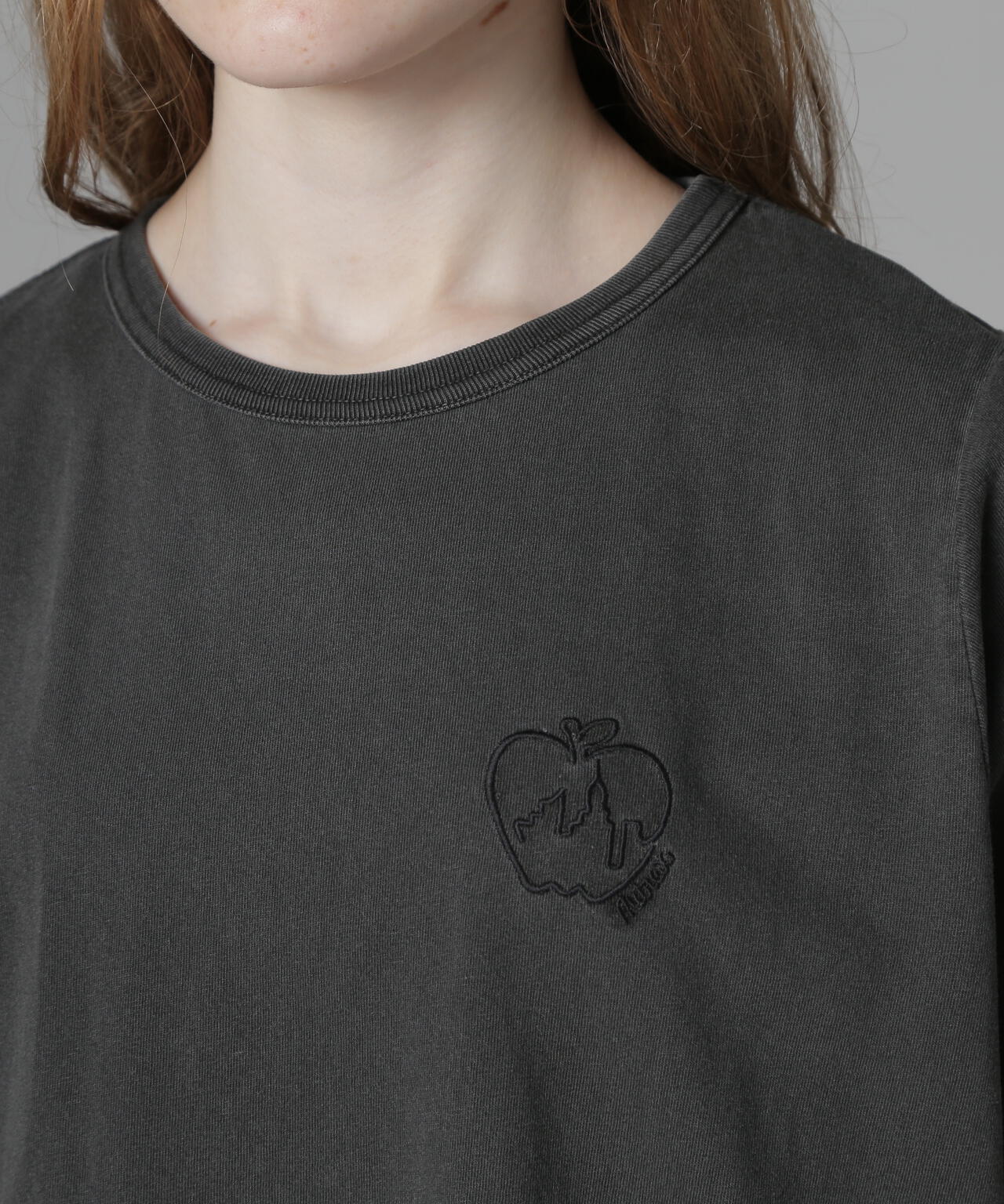 《直営店限定》LACE DETAILS EMBROIDERY T-SHIRT/レースディテール刺繍Tシャツ