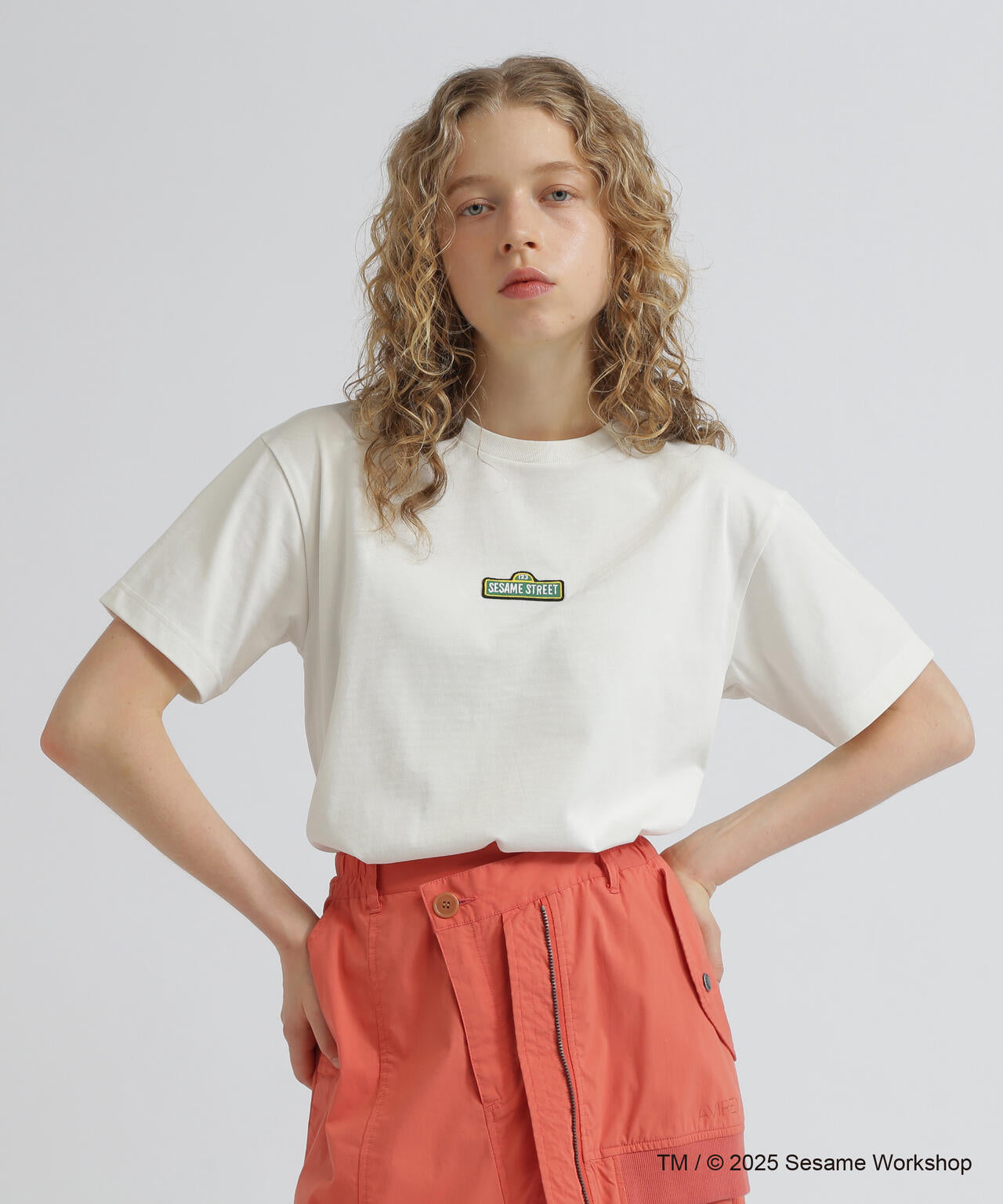 《SESAME STREET meets AVIREX》TOGETHERNESS T-SHIRT