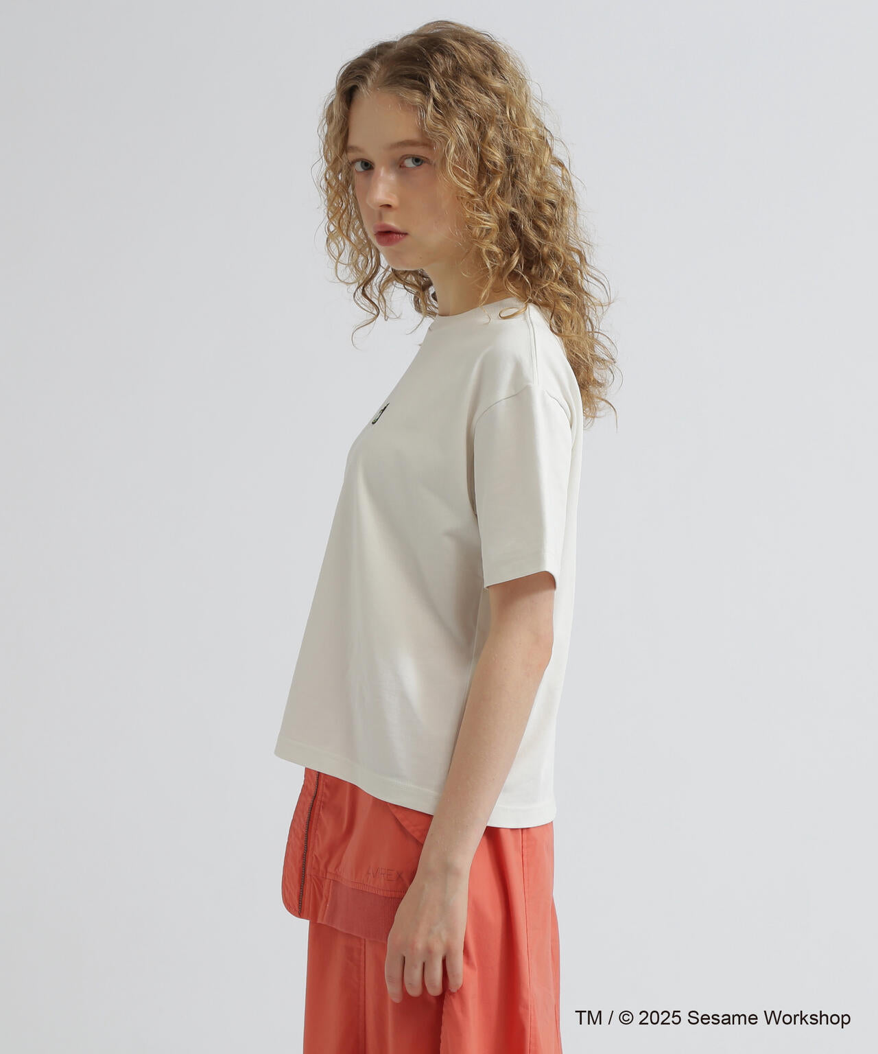 《SESAME STREET meets AVIREX》TOGETHERNESS T-SHIRT