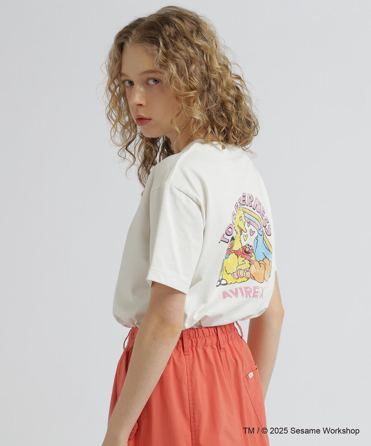 《SESAME STREET meets AVIREX》TOGETHERNESS T-SHIRT