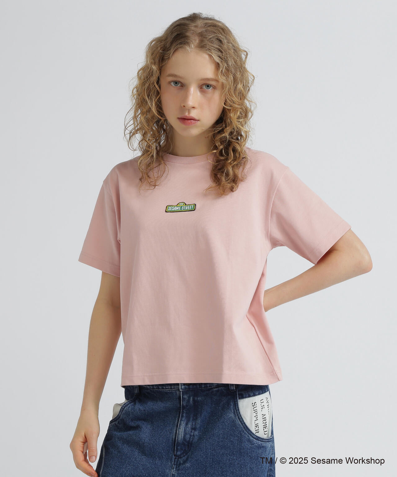 《SESAME STREET meets AVIREX》TOGETHERNESS T-SHIRT