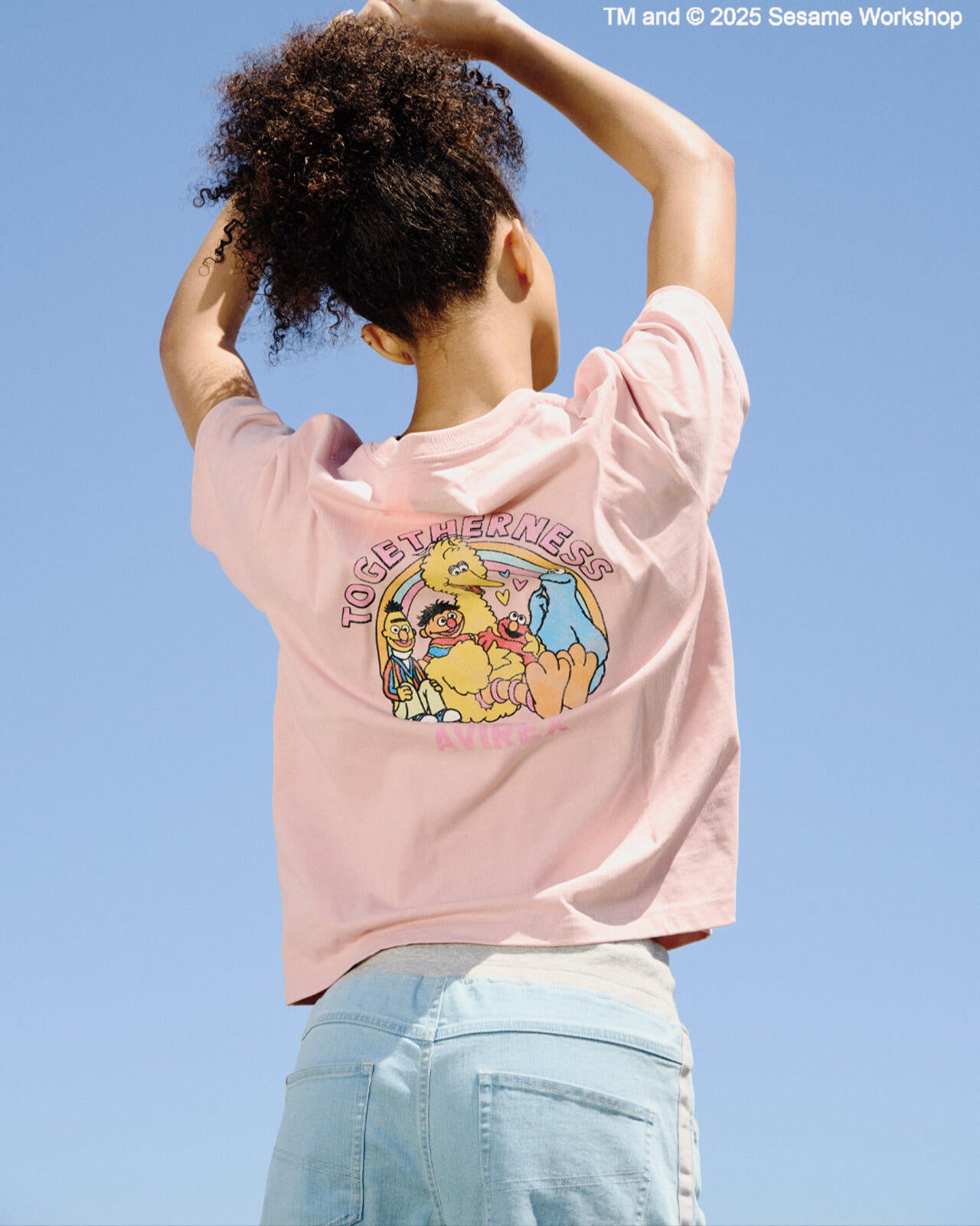 《SESAME STREET meets AVIREX》TOGETHERNESS T-SHIRT