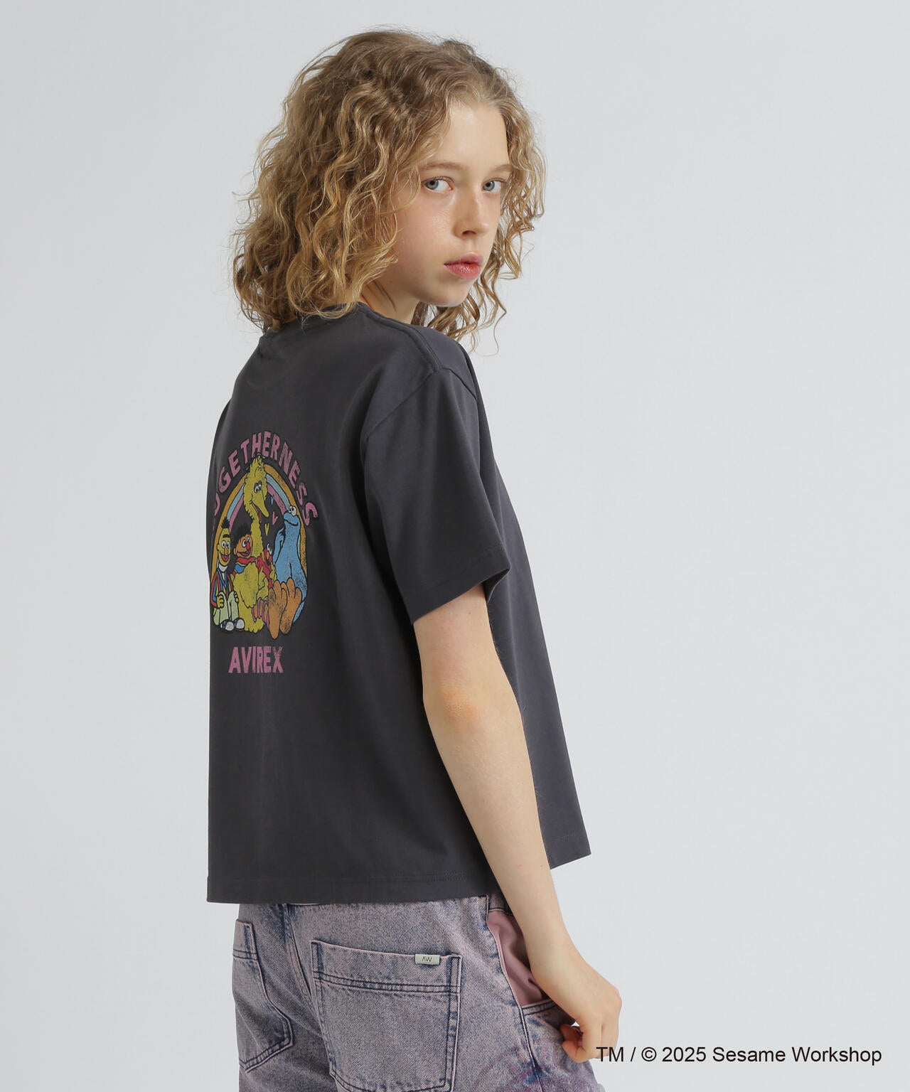 《SESAME STREET meets AVIREX》TOGETHERNESS T-SHIRT