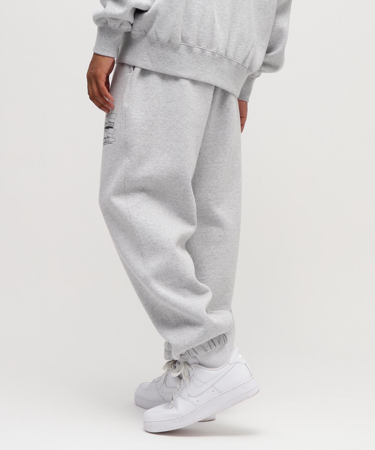 《AVIREX × CITY COUNTRY CITY》SIGNATURE SWEAT PANTS