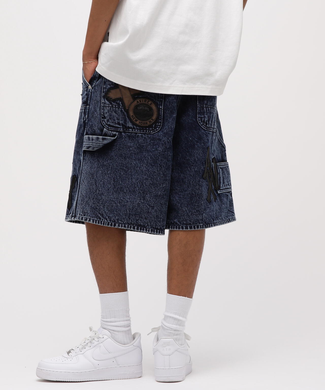 LEATHER PATCH DENIM SHORTS