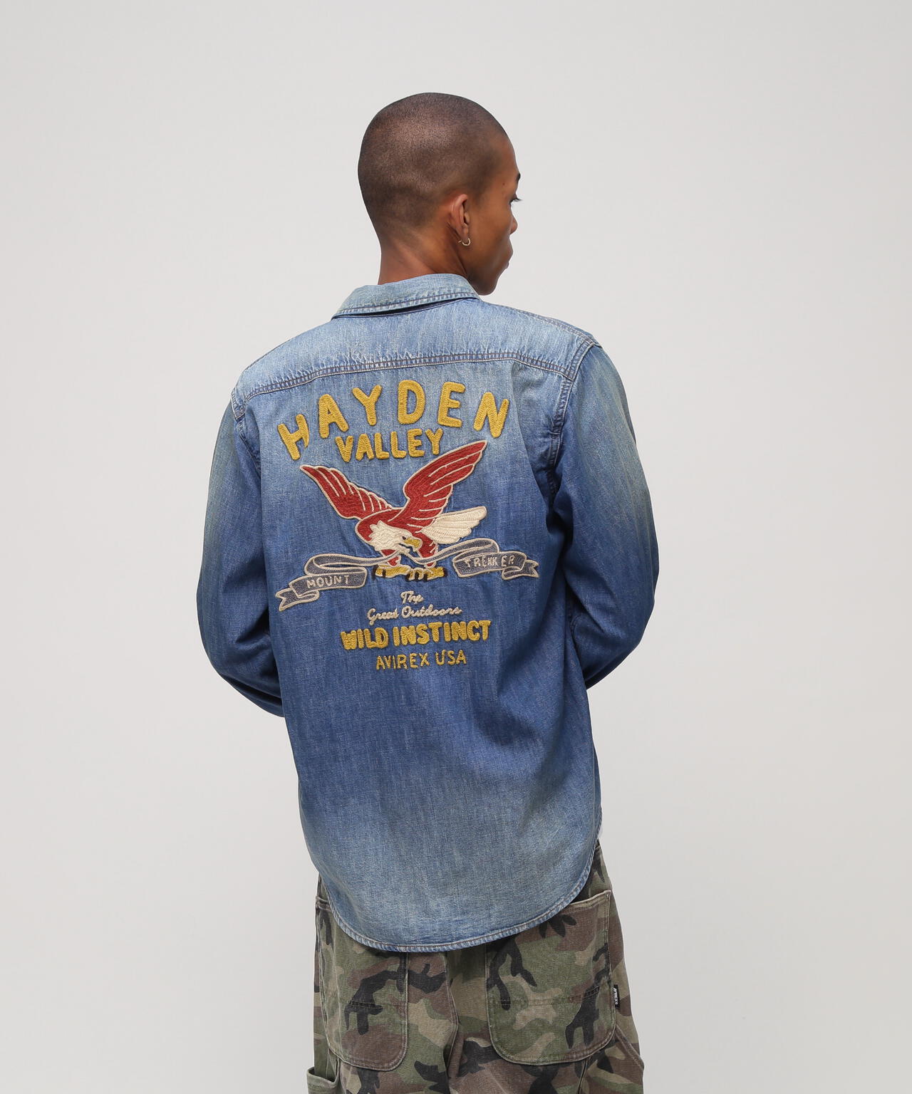 EMB DENIM SHIRT ”HAYDEN VALLEY”