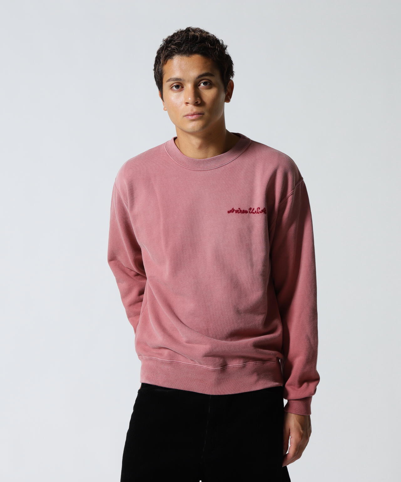 《A.A.R.C》EMB CREWNECK SWEAT