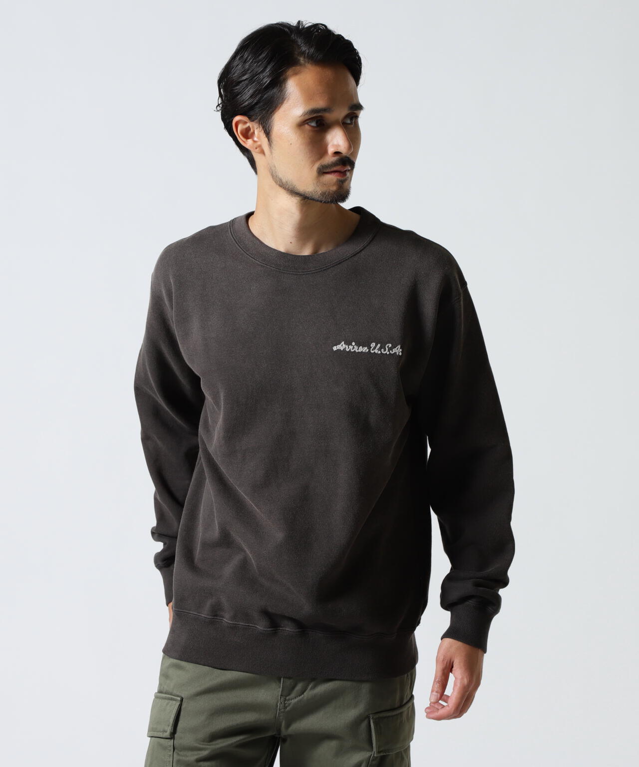 《A.A.R.C》EMB CREWNECK SWEAT