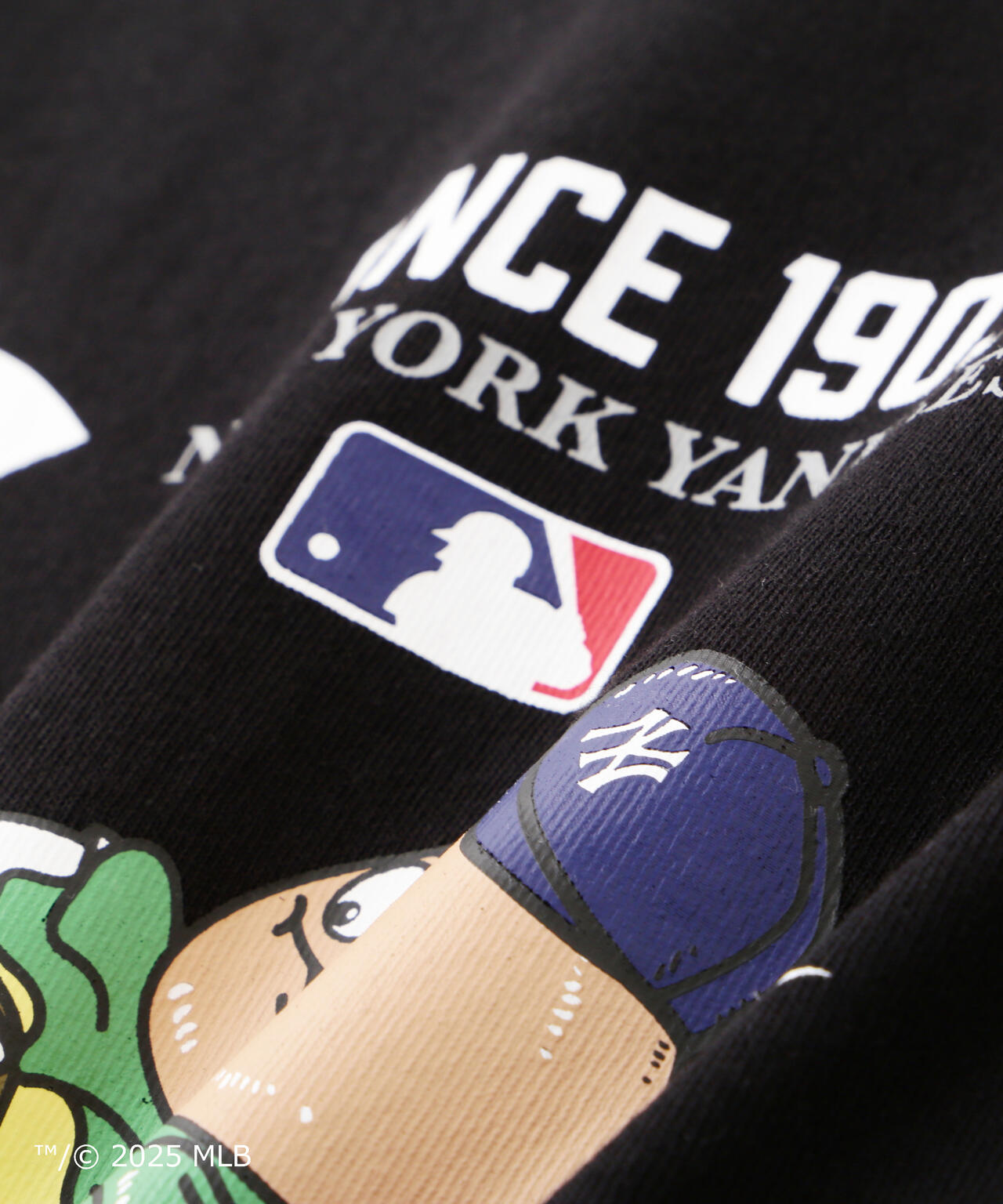AVIREX ×  NEW YORK YANKEES T-SHIRT