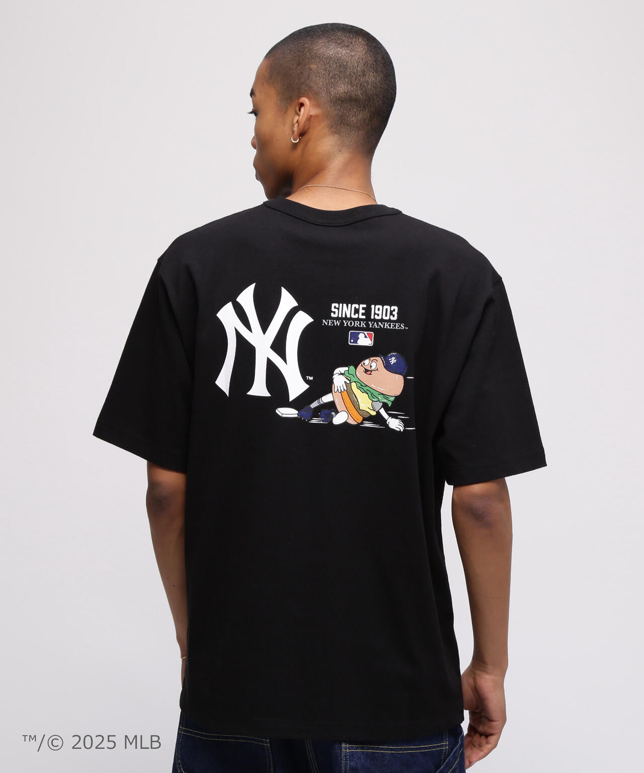 AVIREX ×  NEW YORK YANKEES T-SHIRT