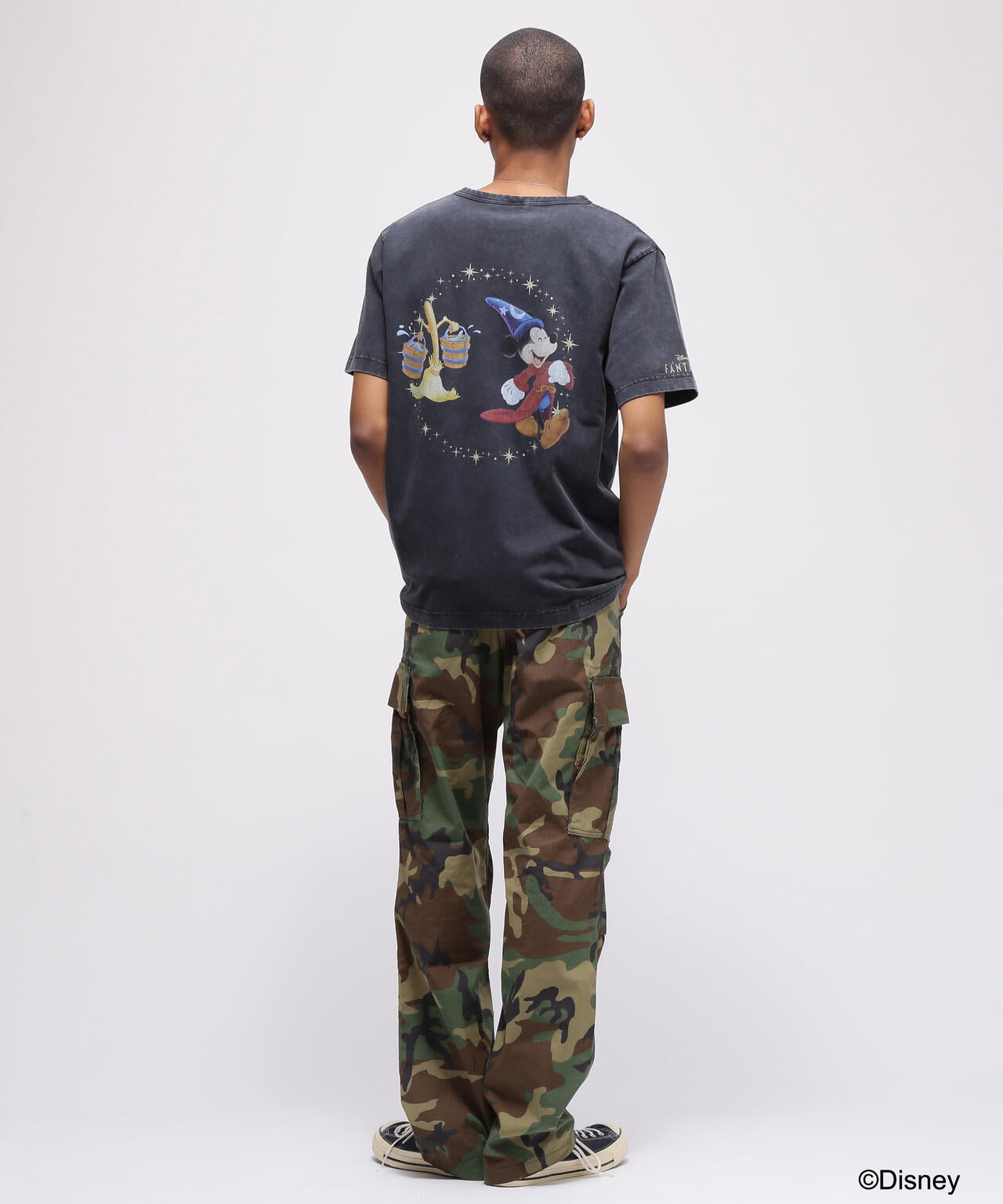 《Disney Collection》FANTASIA / MICKEY MOUSE / BROOM T-SHIRT