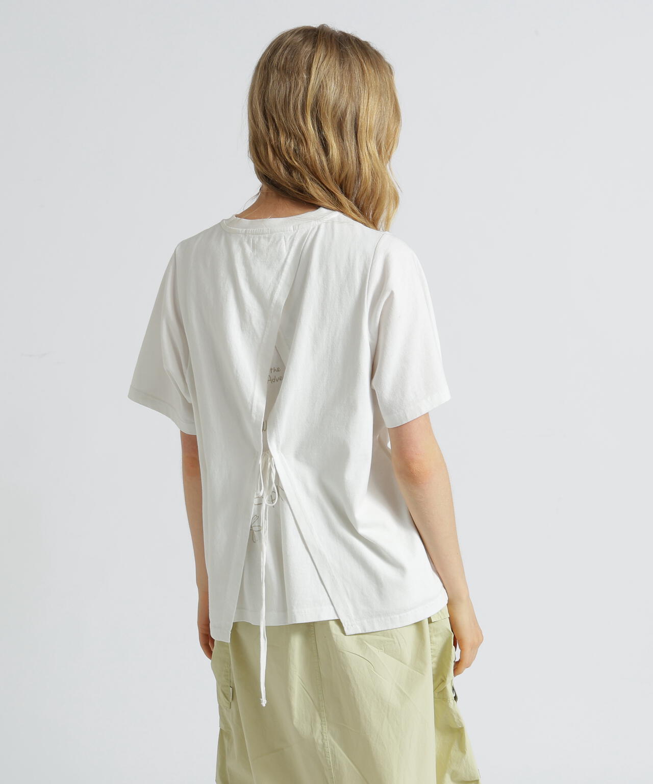 《WOMAN》HALF SLEEVE BACK LAYERED GRAPHIC T-SHIRT