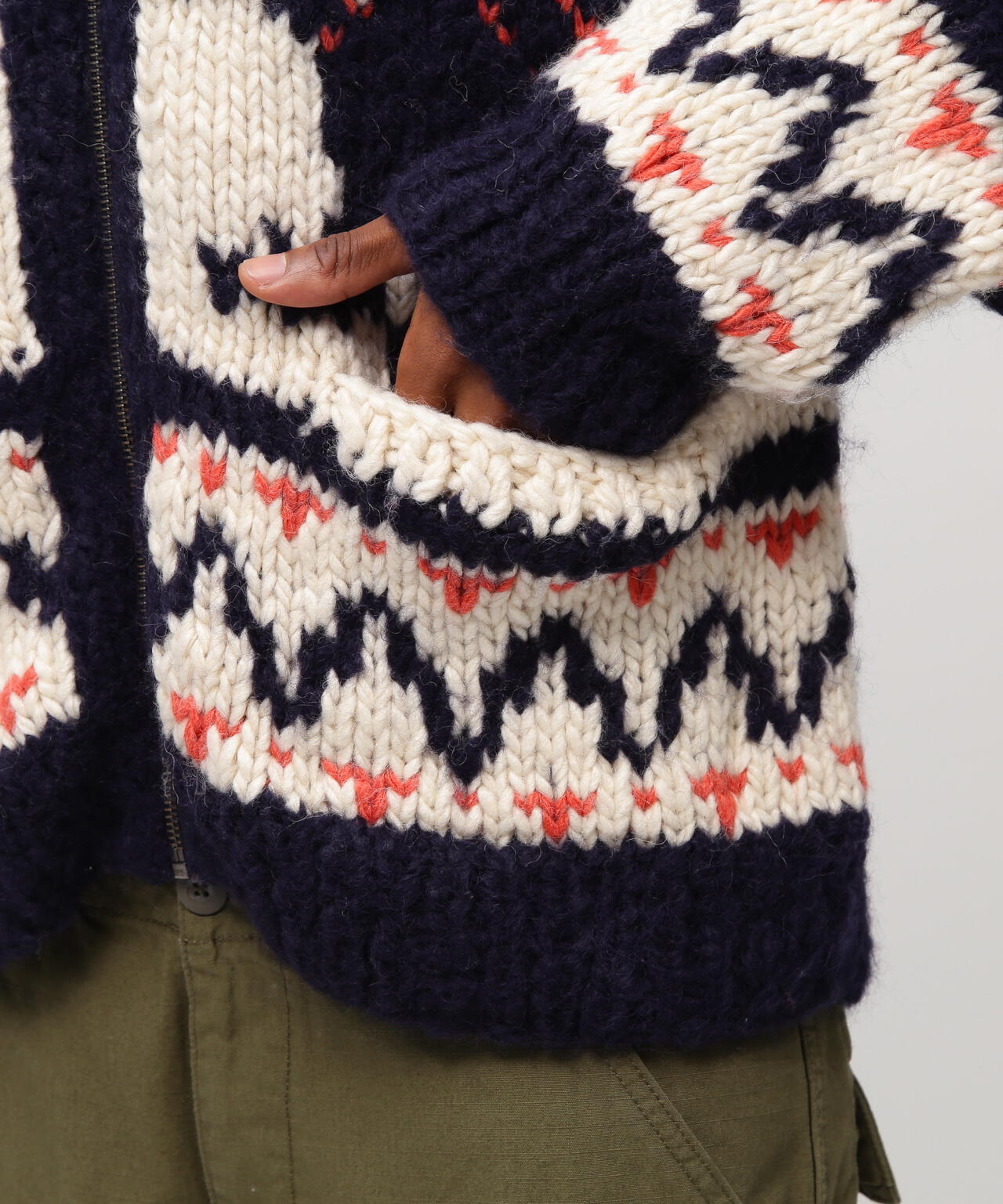 HAND MADE ALPACA COWICHAN ”ICON OF FLYINGS”