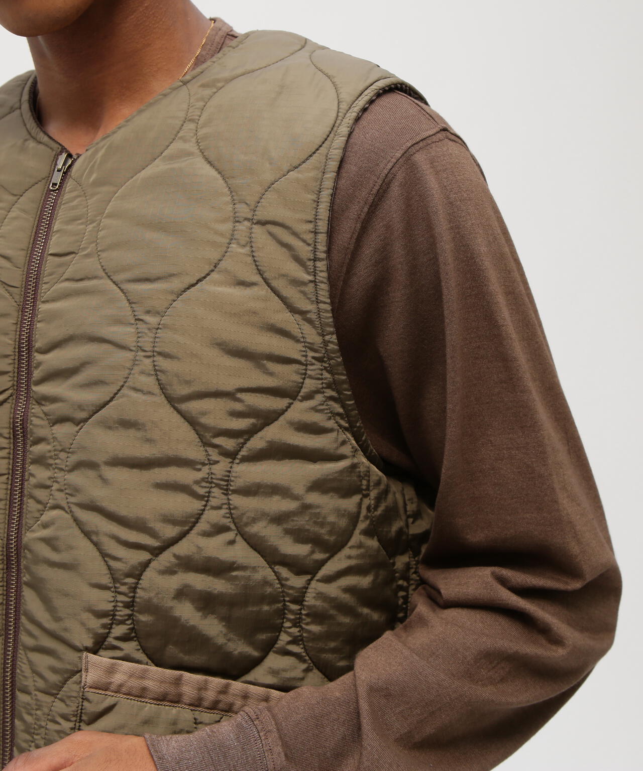 《TFQP by HANDROOM》REVERSIBLE CORDUROY DECK VEST