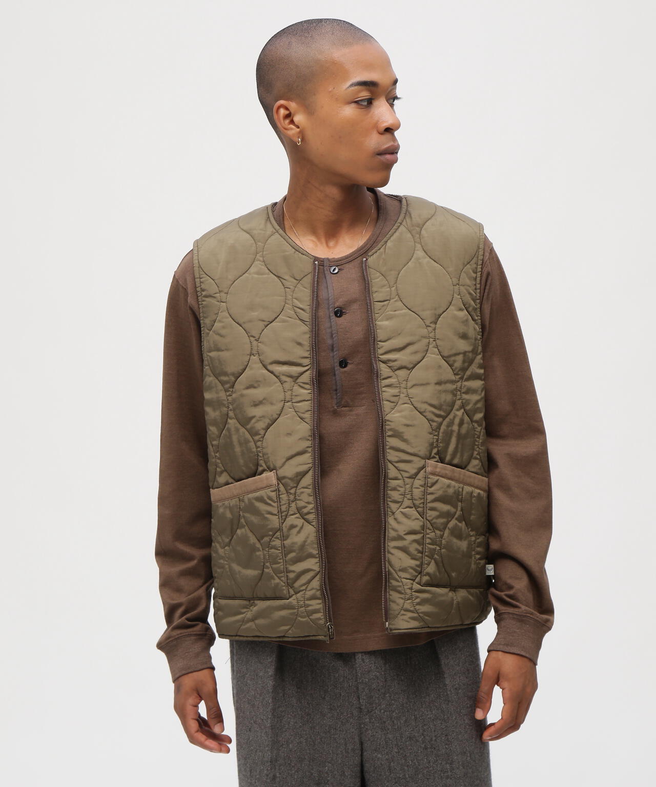 《TFQP by HANDROOM》REVERSIBLE CORDUROY DECK VEST