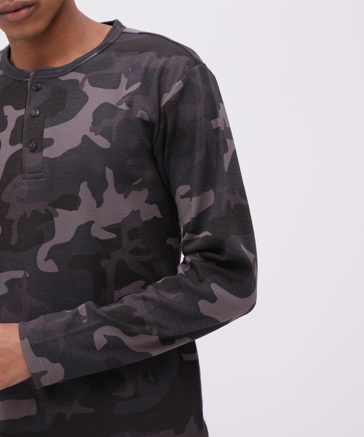 《DAILY/デイリー》RIB LONG SLEEVE HENLEY NECK T-SHIRT ”CAMOUFLAGE”
